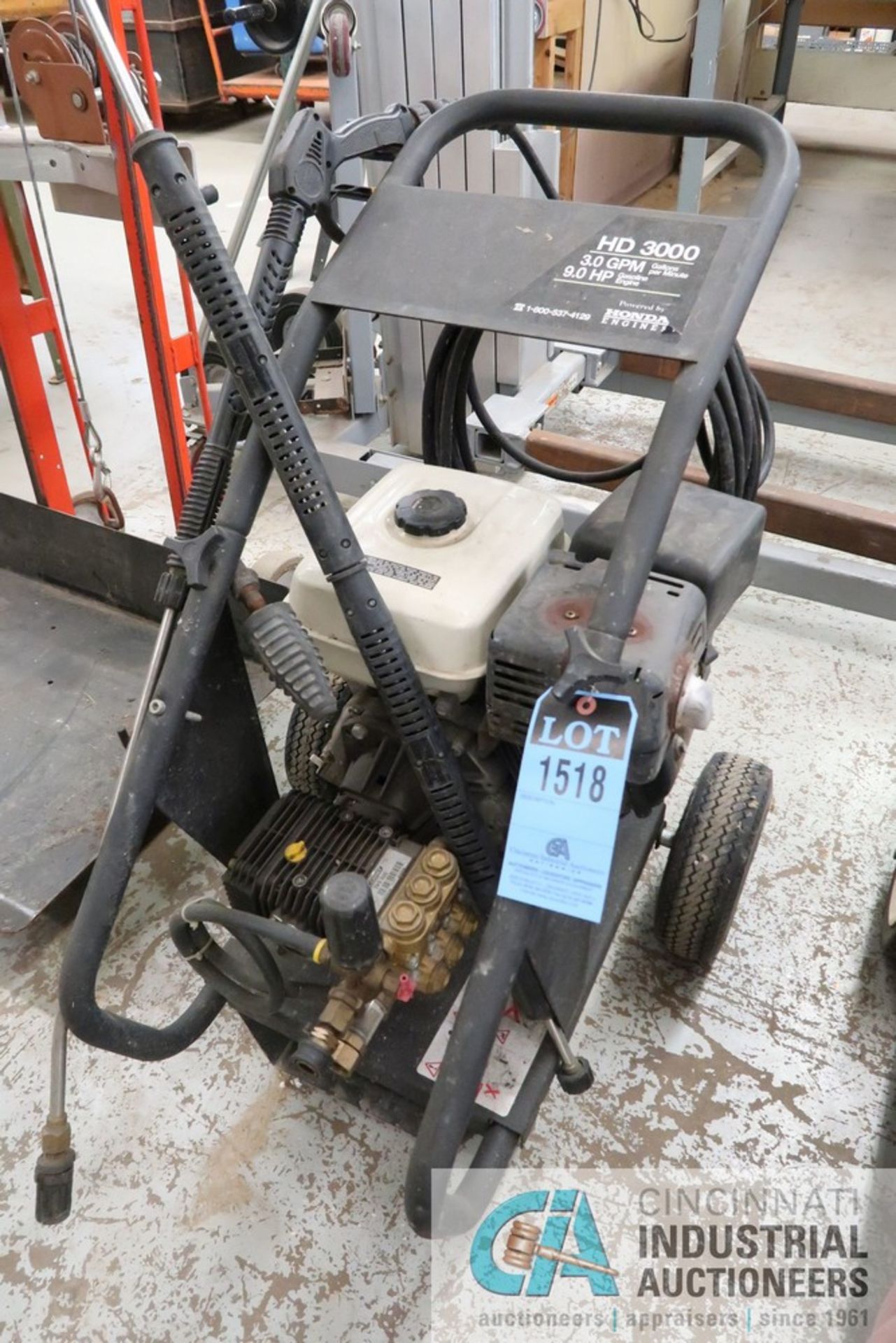 9 HP COMET HD3000 GAS POWERED POWER WASH - Image 2 of 4