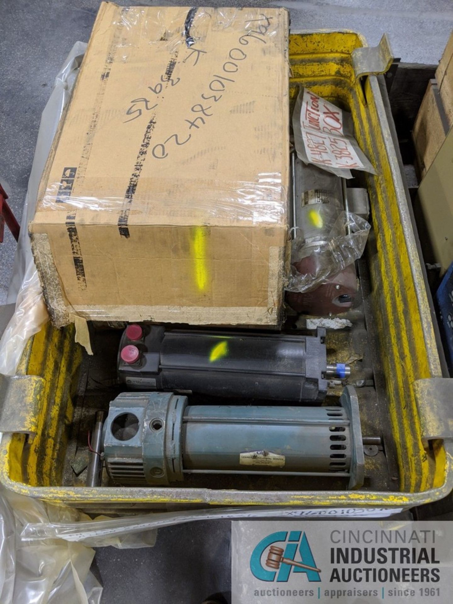 (LOT) ELECTRIC MOTORS, CENTRAL CABINETS - Image 2 of 4