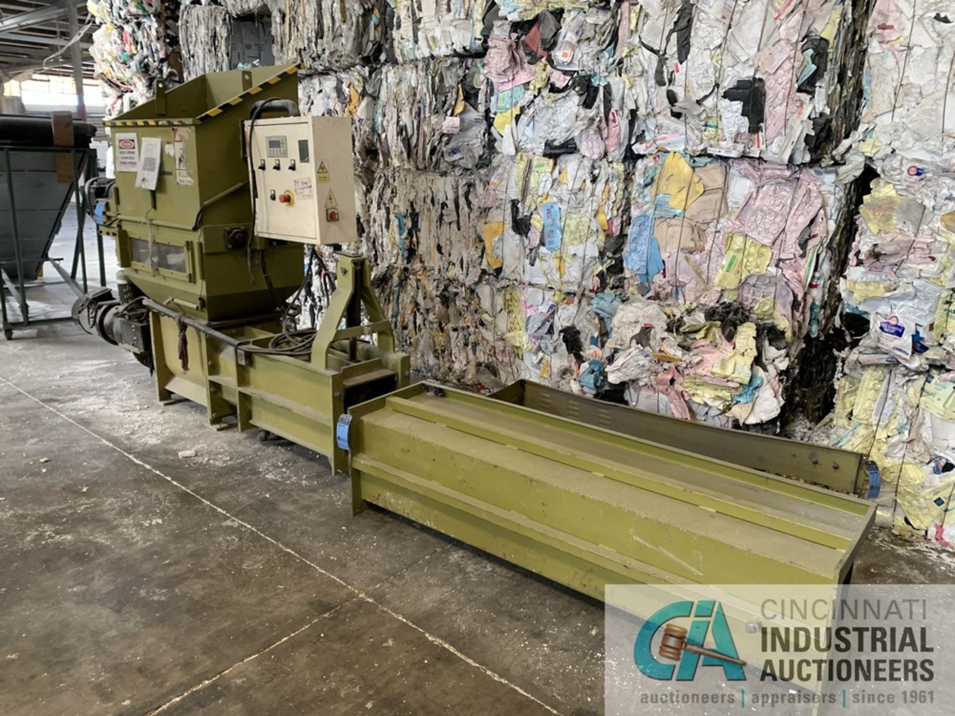 GREENMAX MODEL EPSC200 SHREDDER/COLD PRESS DENSIFIER; S/N 110407, 15KW COLD PRESS MOTOR, 28" X 39" - Image 2 of 16