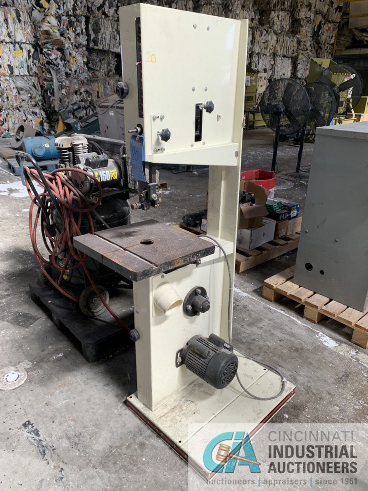 16" JET MODEL JWBS-16B WOODWORKING VERTICAL BAND SAW; S/N 1405771, 1.5 HP MOTOR - Image 4 of 5