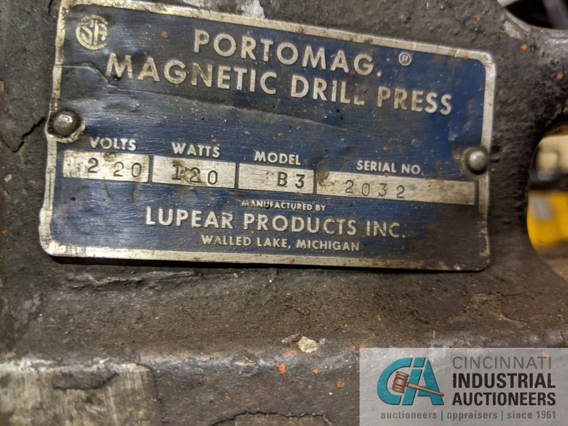 LUPEAR MODEL B3 MAG BASE DRILL; S/N 2032 - Image 3 of 4