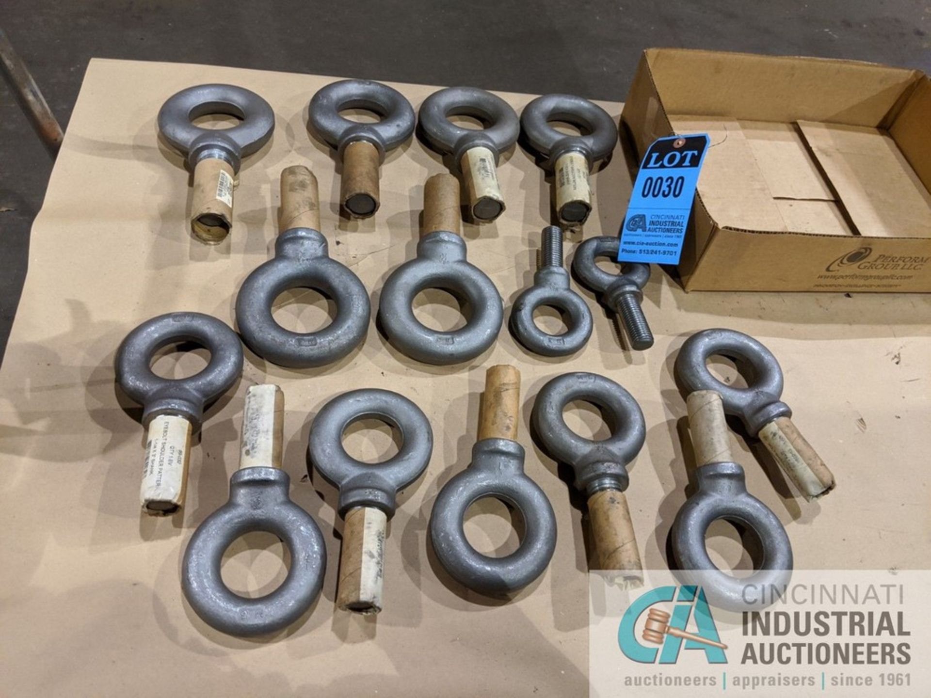 (LOT) EYE BOLTS (NEW)