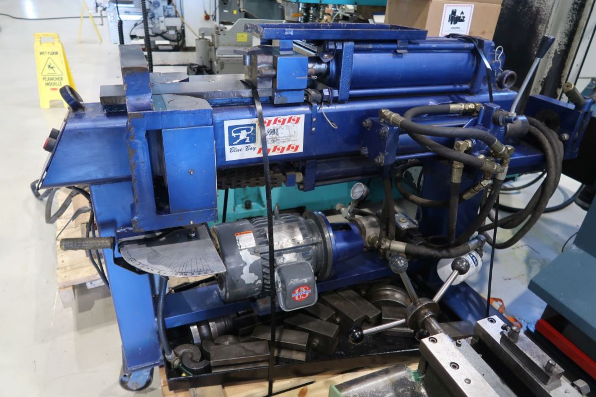 AMH BLUE BOY HORIZONTAL PIPE BENDER WITH DIES, MOD: 153MSA, SN: 2180, 230 VOLTS 1 PHASE - Image 5 of 6