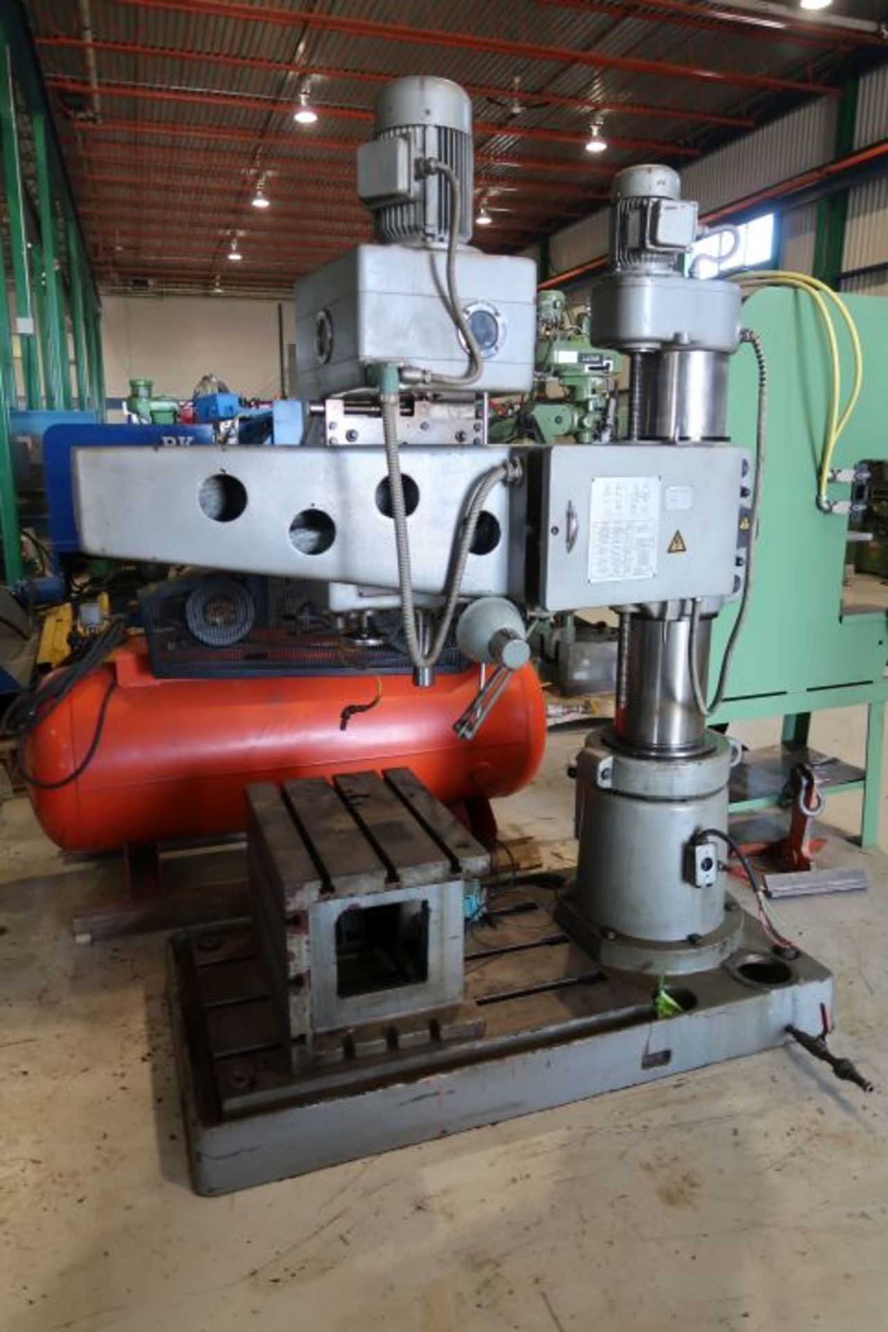 H5 RADIAL DRILL MOD: H5Z3032X10, SN: 557, 550 VOLTS - Image 3 of 6