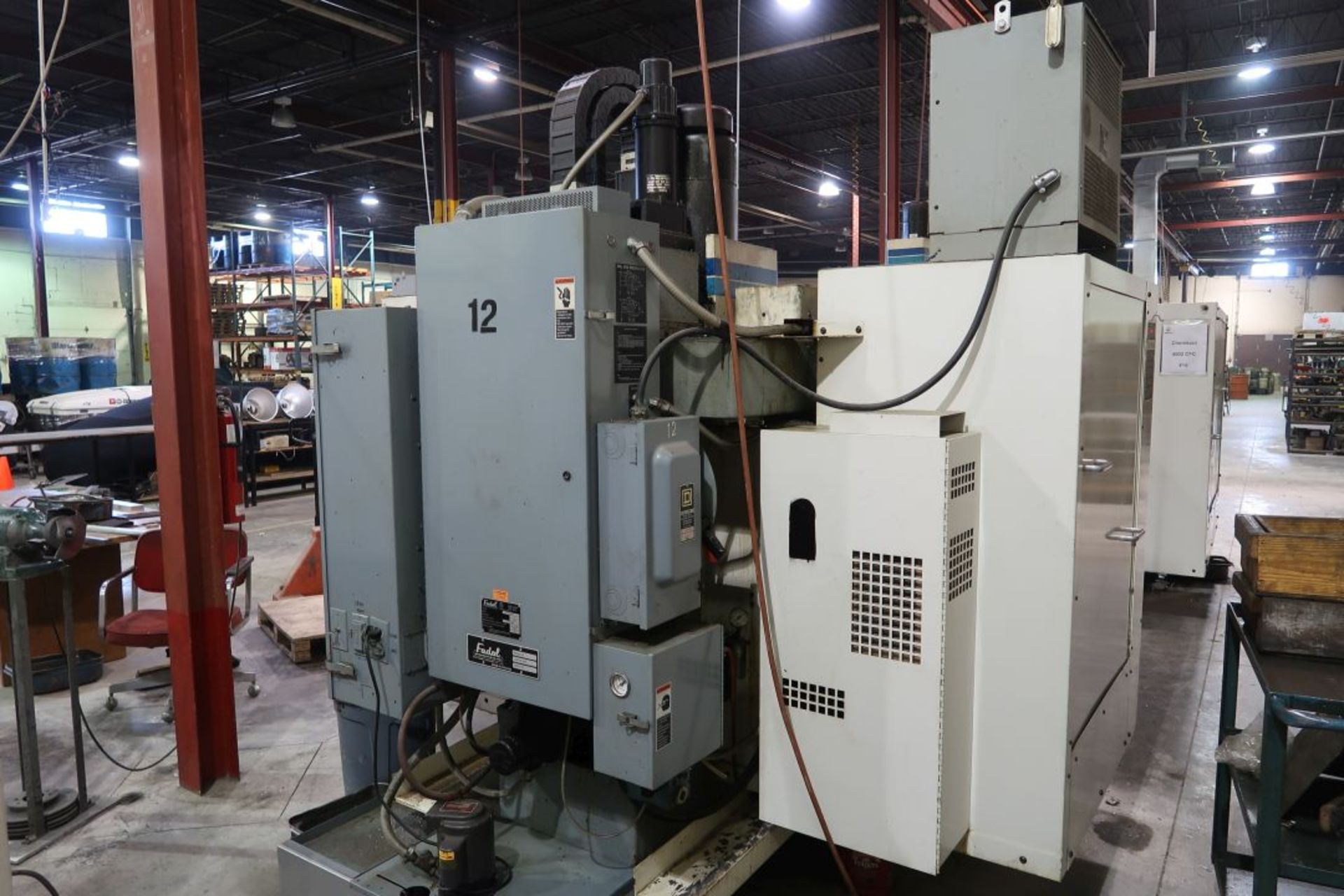 FADAL VMC-3016, 4 AXIS VERTICAL MACHINING CENTER (1994) MOD 904-1, DC SERVO, SN: 9412566, FADAL - Image 7 of 9