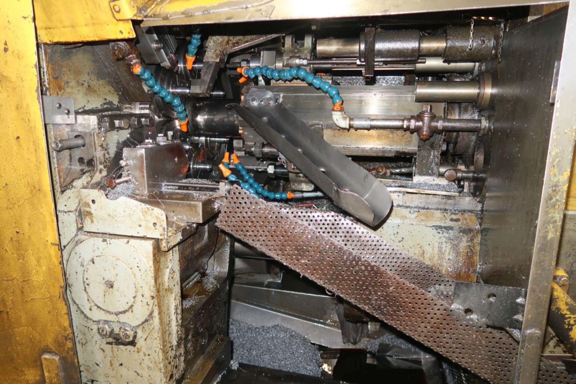 NEW BRITAIN-GRIDLEY 6 SPINDLE AUTOMATIC SCREW MACHINE MOD 61, CAP 1 5/8'', CAPABLE OF DRILLING - Image 2 of 3