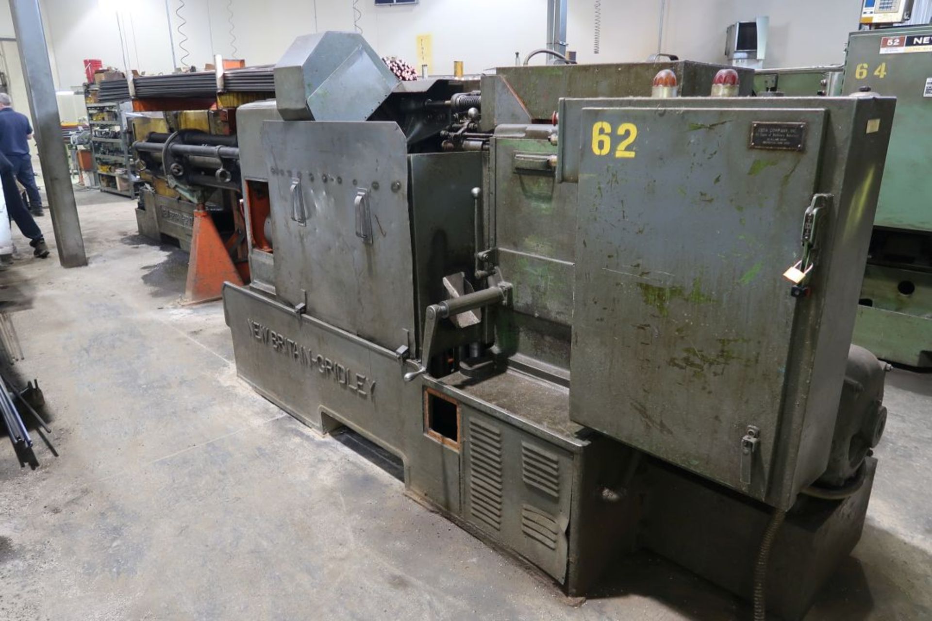 NEW BRITAIN-GRIDLEY 6 SPINDLE AUTOMATIC SCREW MACHINE MOD 61, CAP 2 1/4'', CAPABLE OF DRILLING