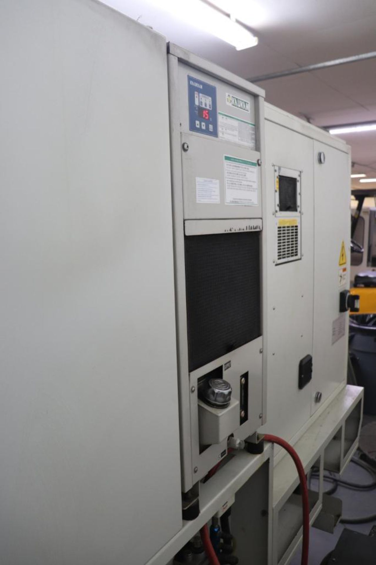 First model V700 vertical machining center 2012 - Image 6 of 15