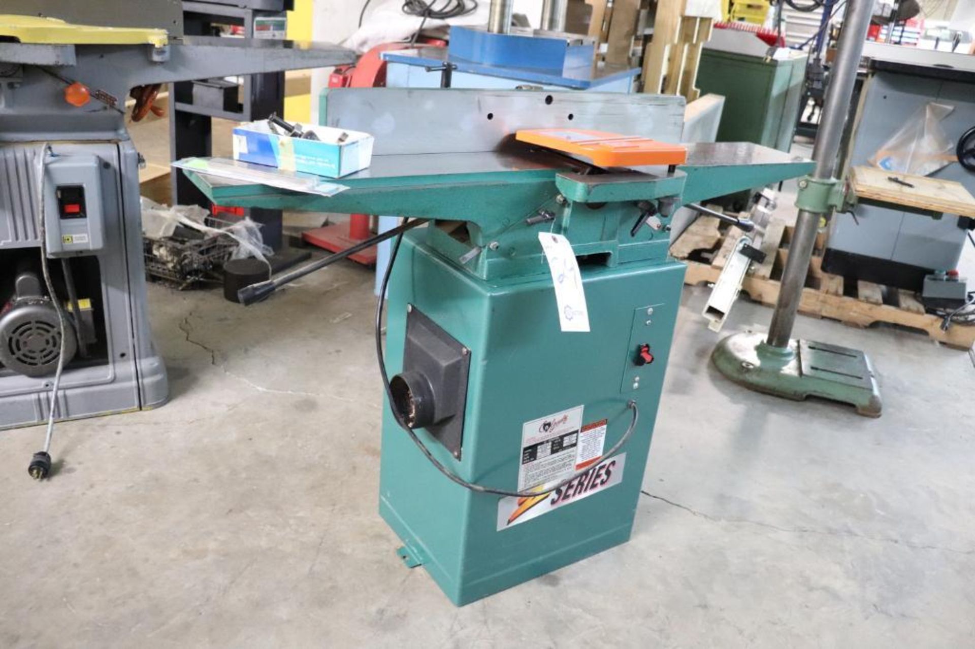 Grizzly G1182Z 6" jointer w/ knives & setting fixture - Image 2 of 5