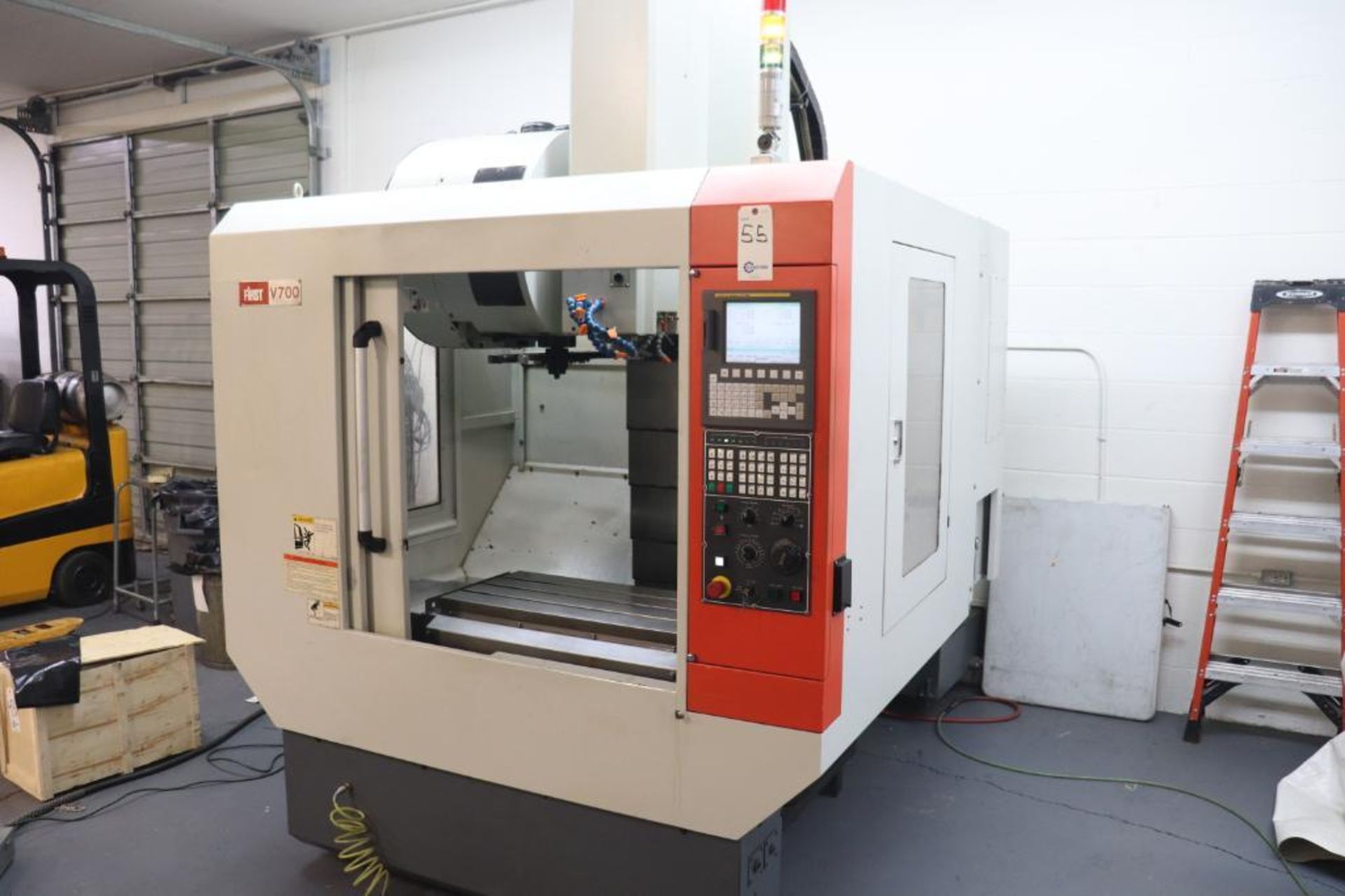 First model V700 vertical machining center 2012