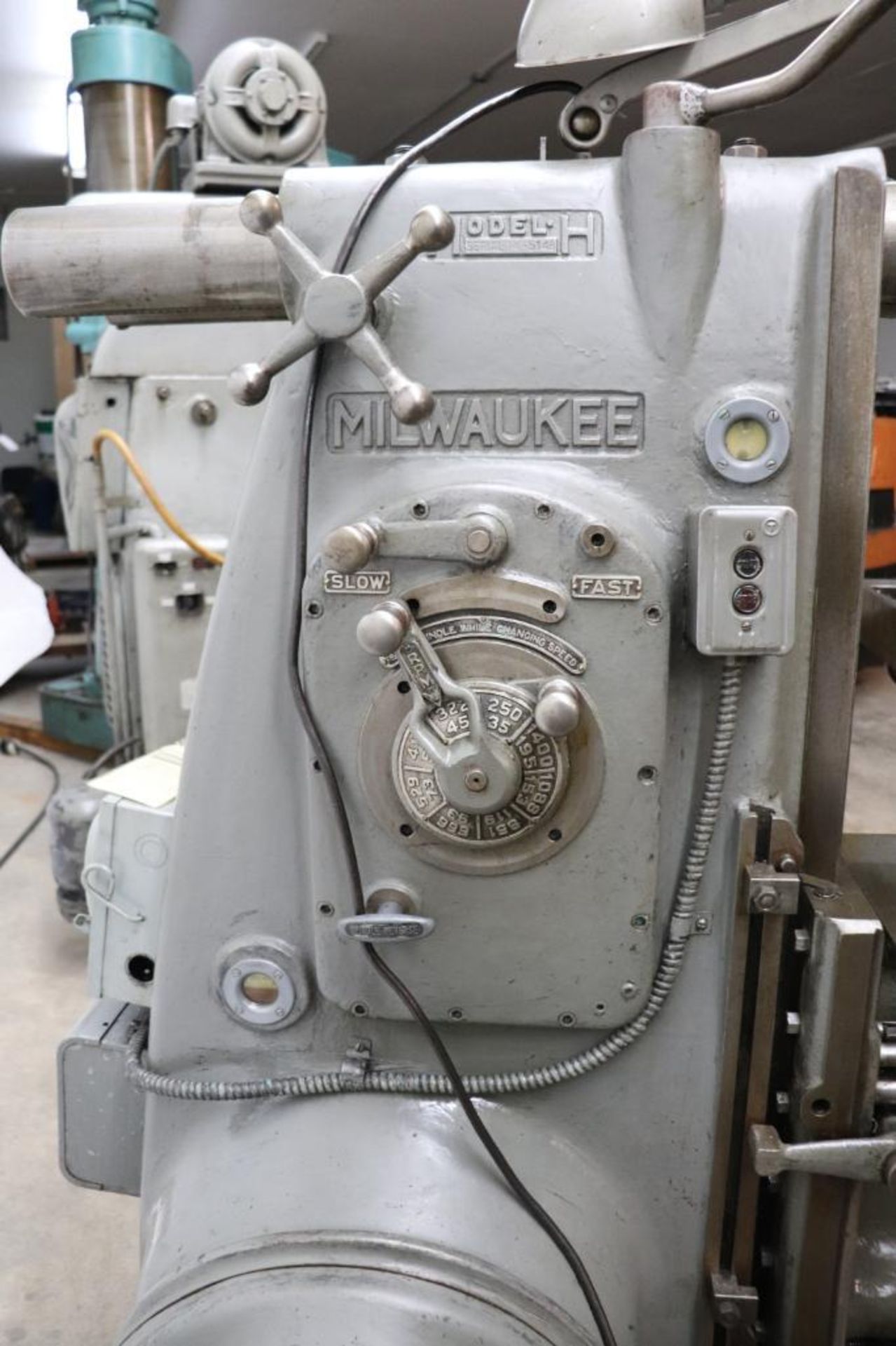 Kearney & Trecker 2H-Universal horizontal milling machine - Image 7 of 8