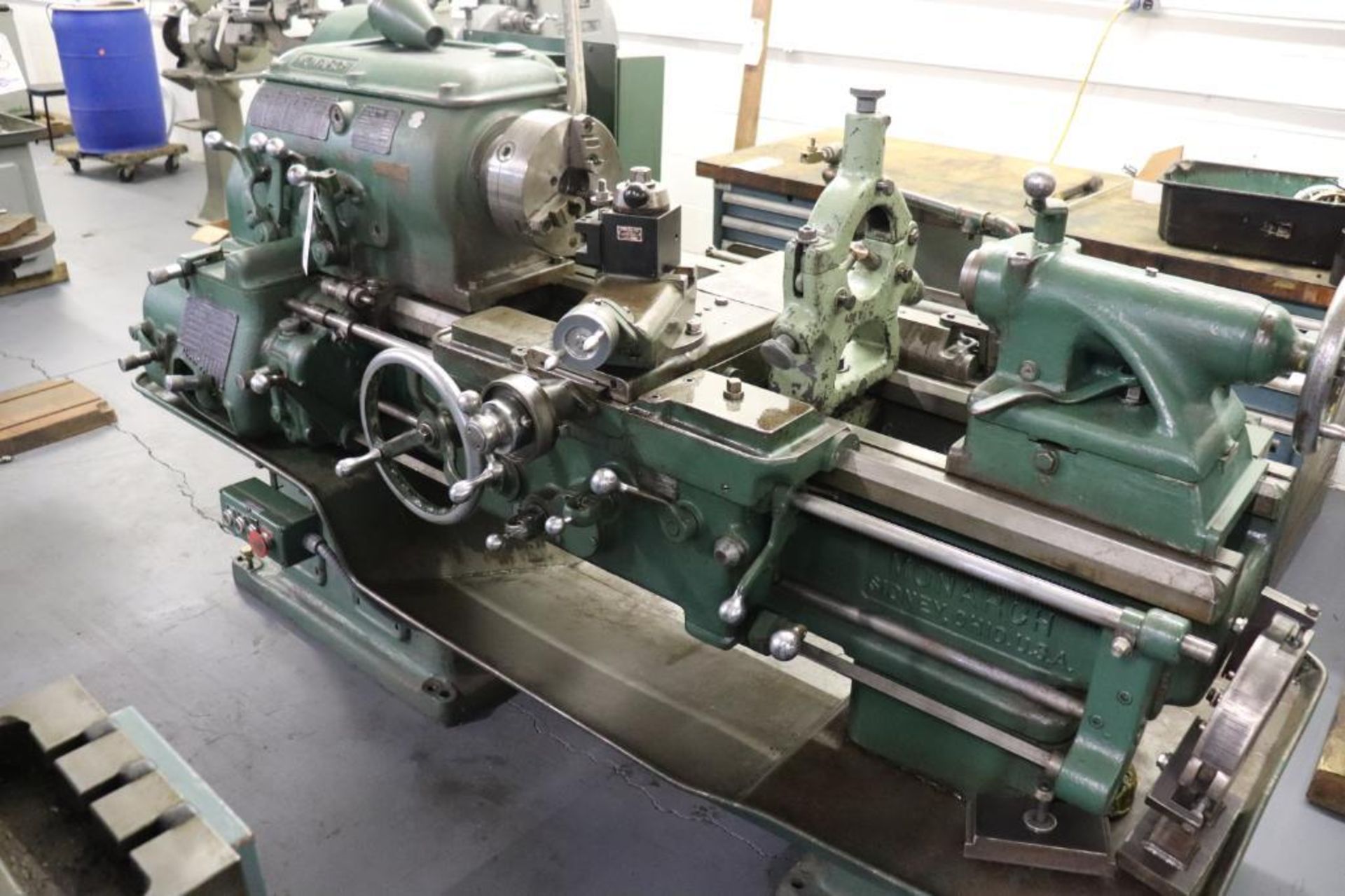 Monarch 18" x 30" engine lathe - Image 2 of 17