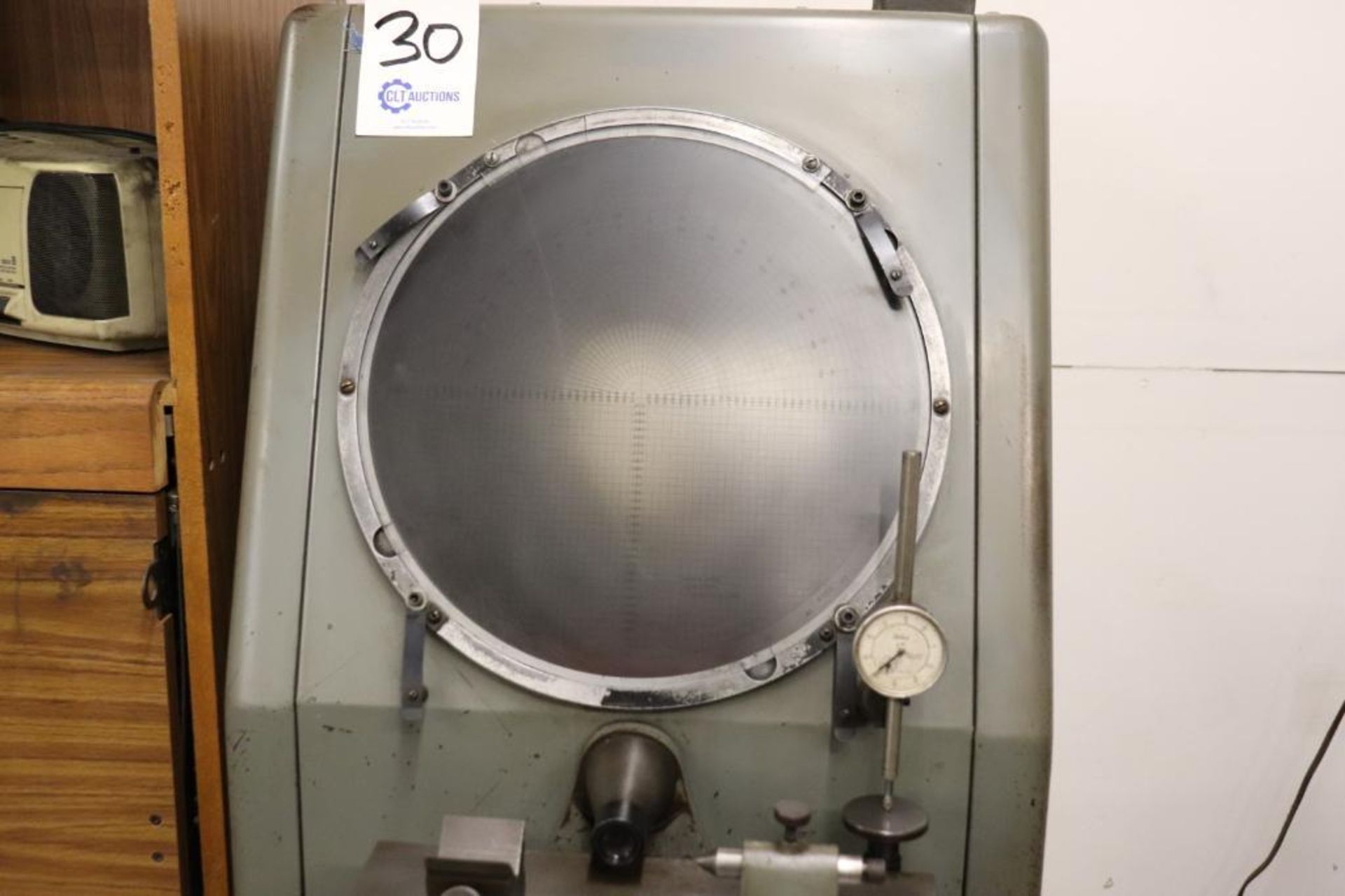 Covell No.14 14" optical comparator - Image 5 of 10