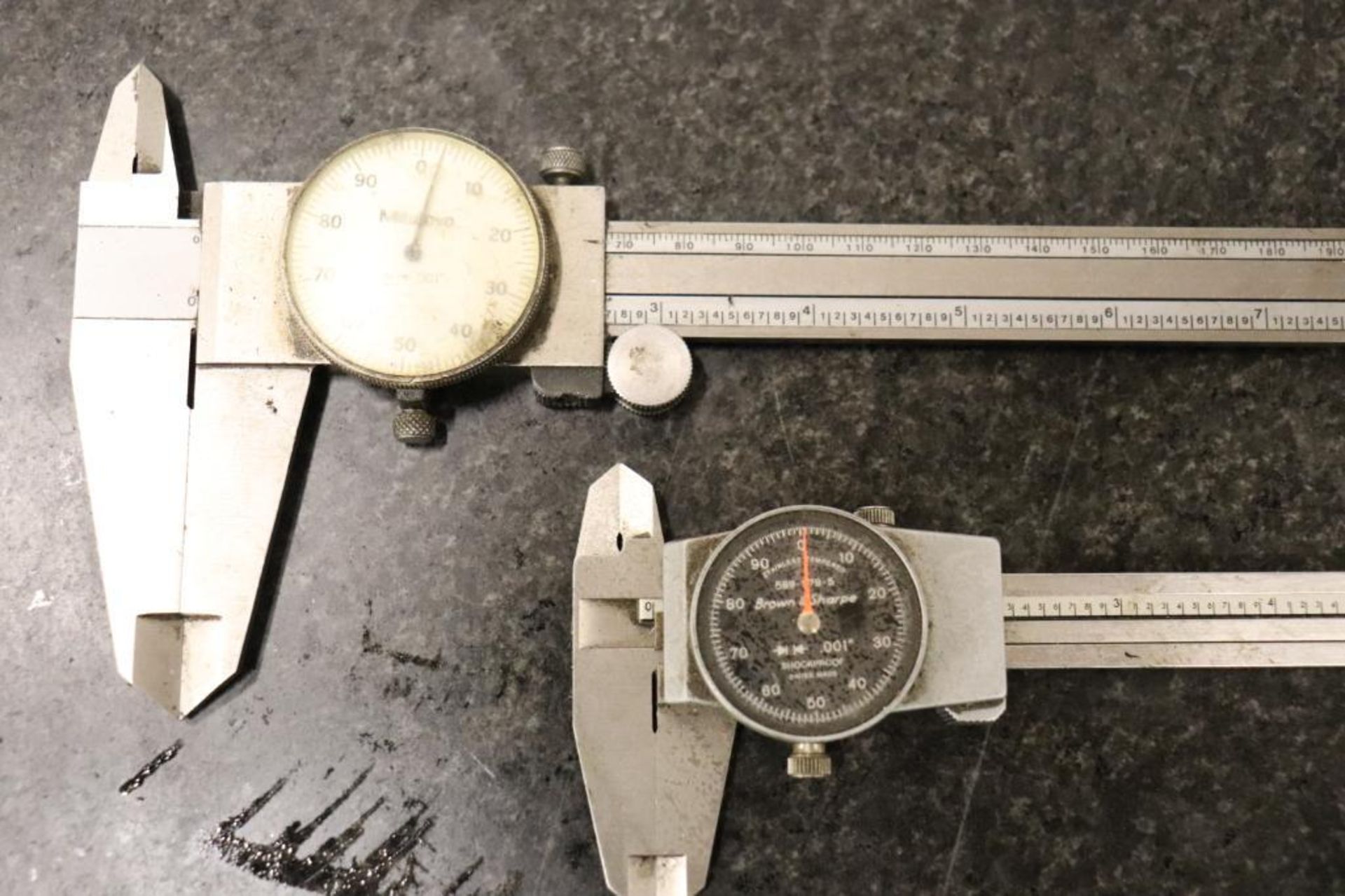 Indicator stand w/ indicators & dial calipers - Image 14 of 15