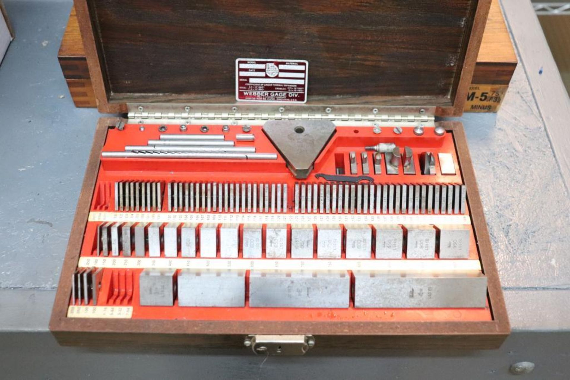 Webber/Starrett SS81ALX gage block set - Image 2 of 6