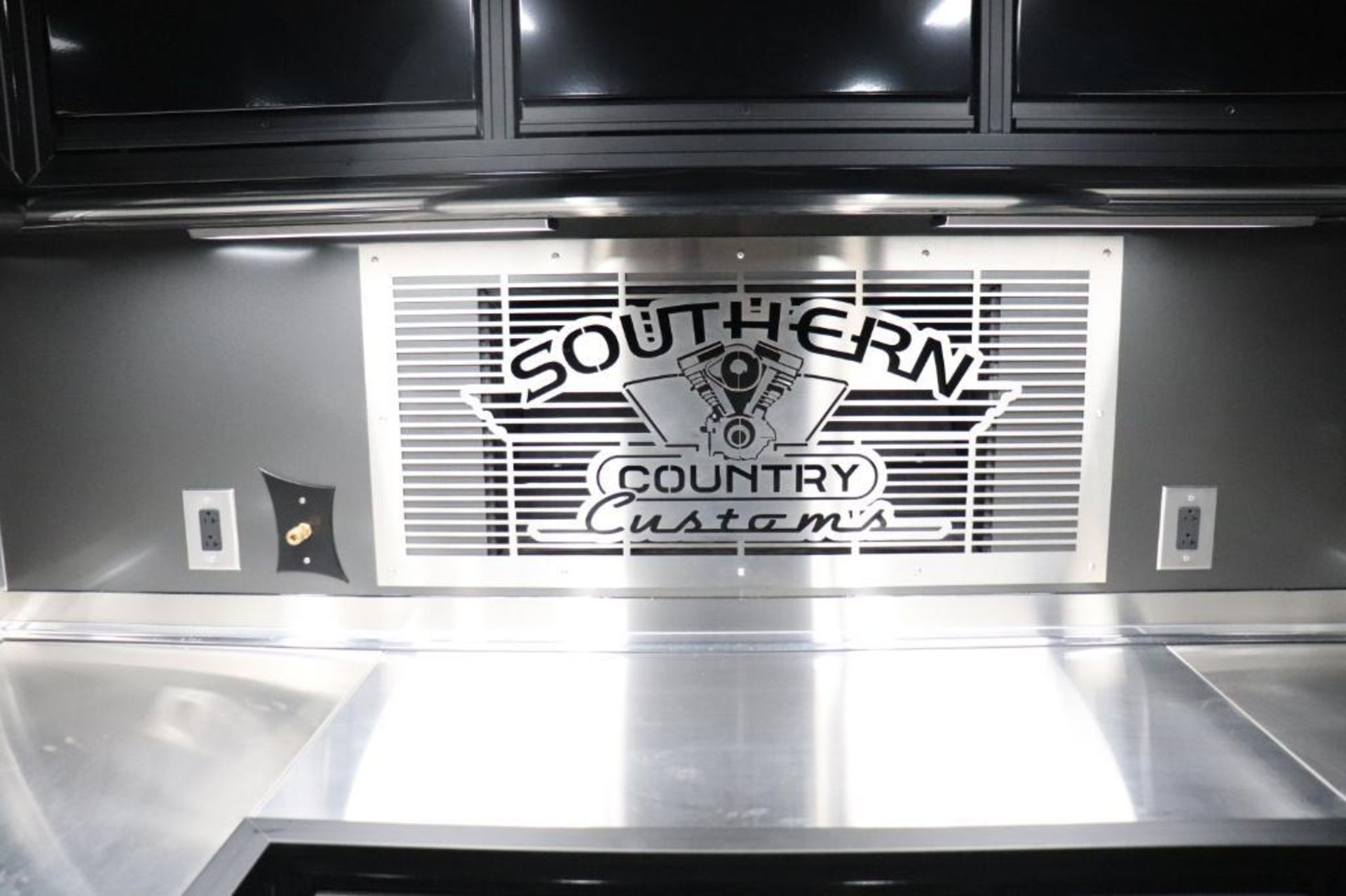 Craftsman 2021 custom trailer. Details coming soon - Image 34 of 62