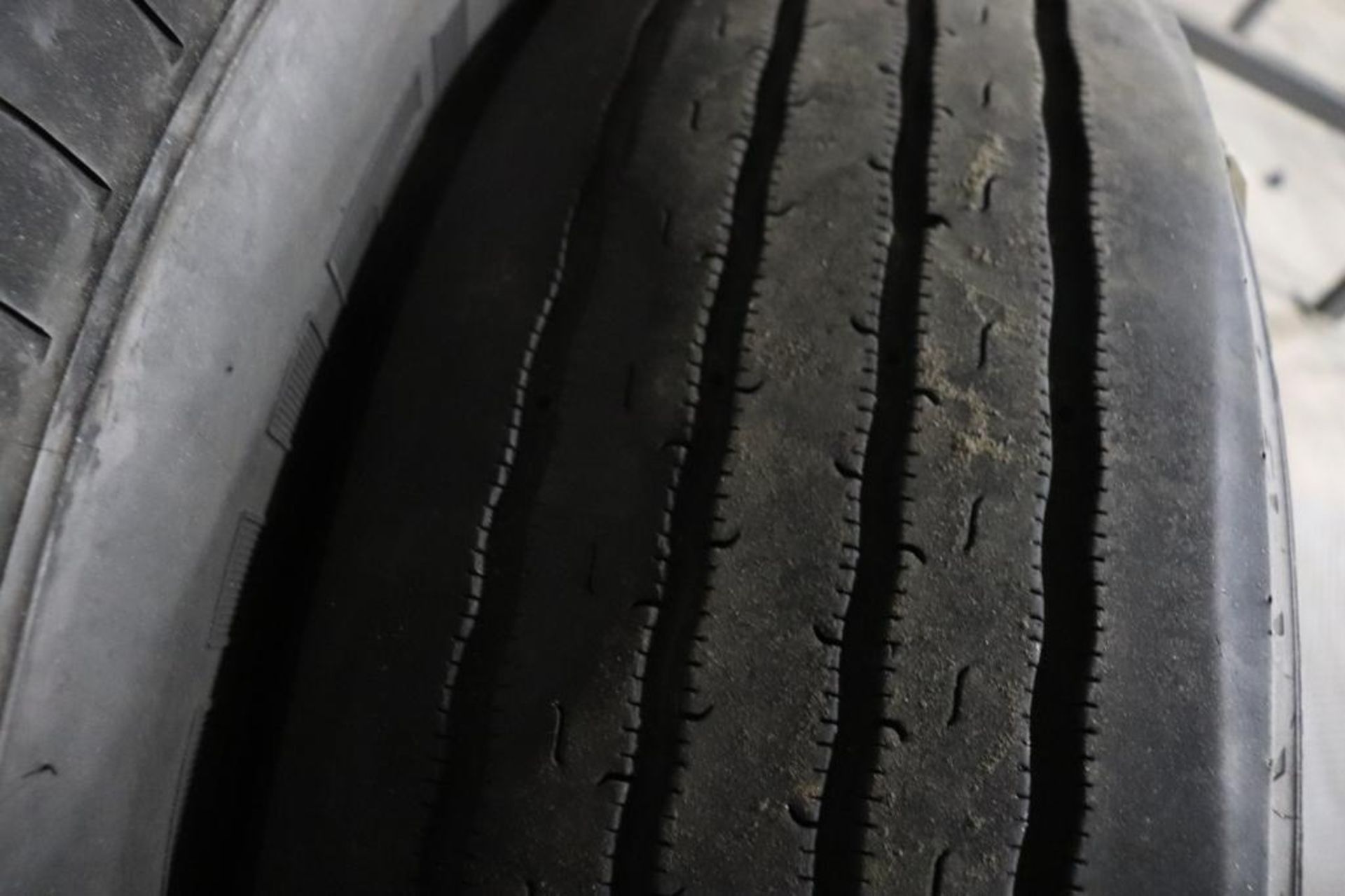 Michelin XZA2 Energy line haul tire - Image 3 of 6