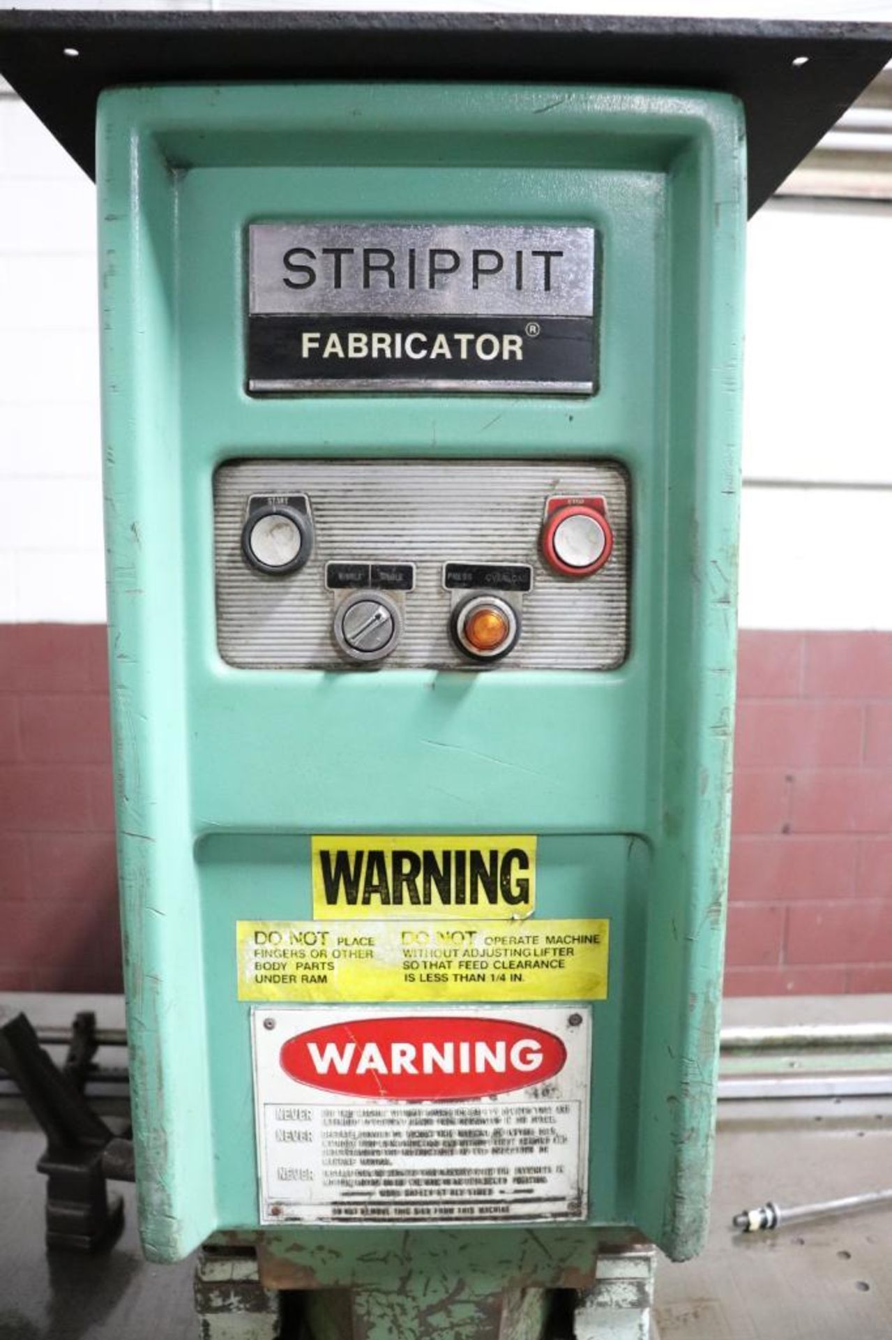 Strippit Super 30/40 HD hydraulic fabricator press - Image 7 of 18