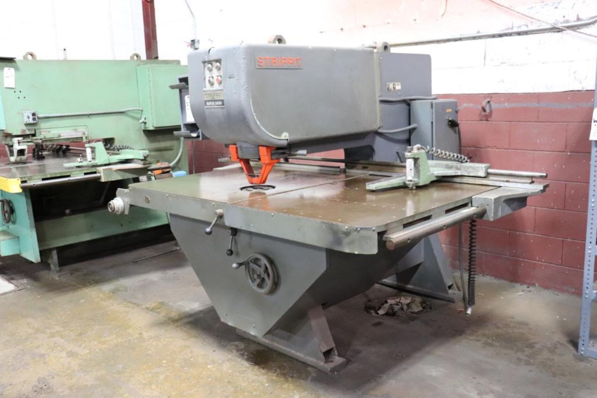 Strippit model 62000 Super 30/30 HD hydraulic fabricator punch