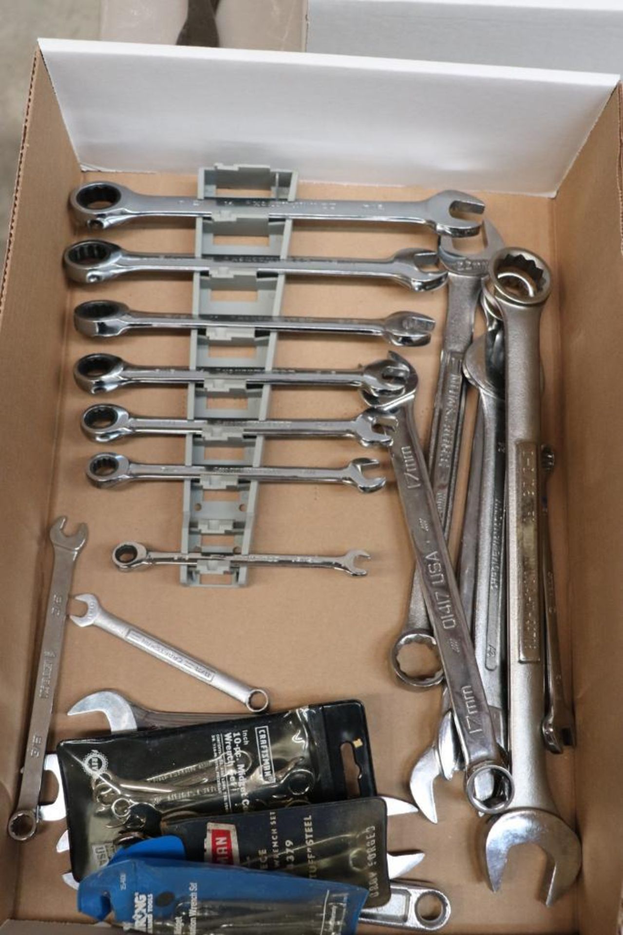 Wrenches - Image 2 of 4