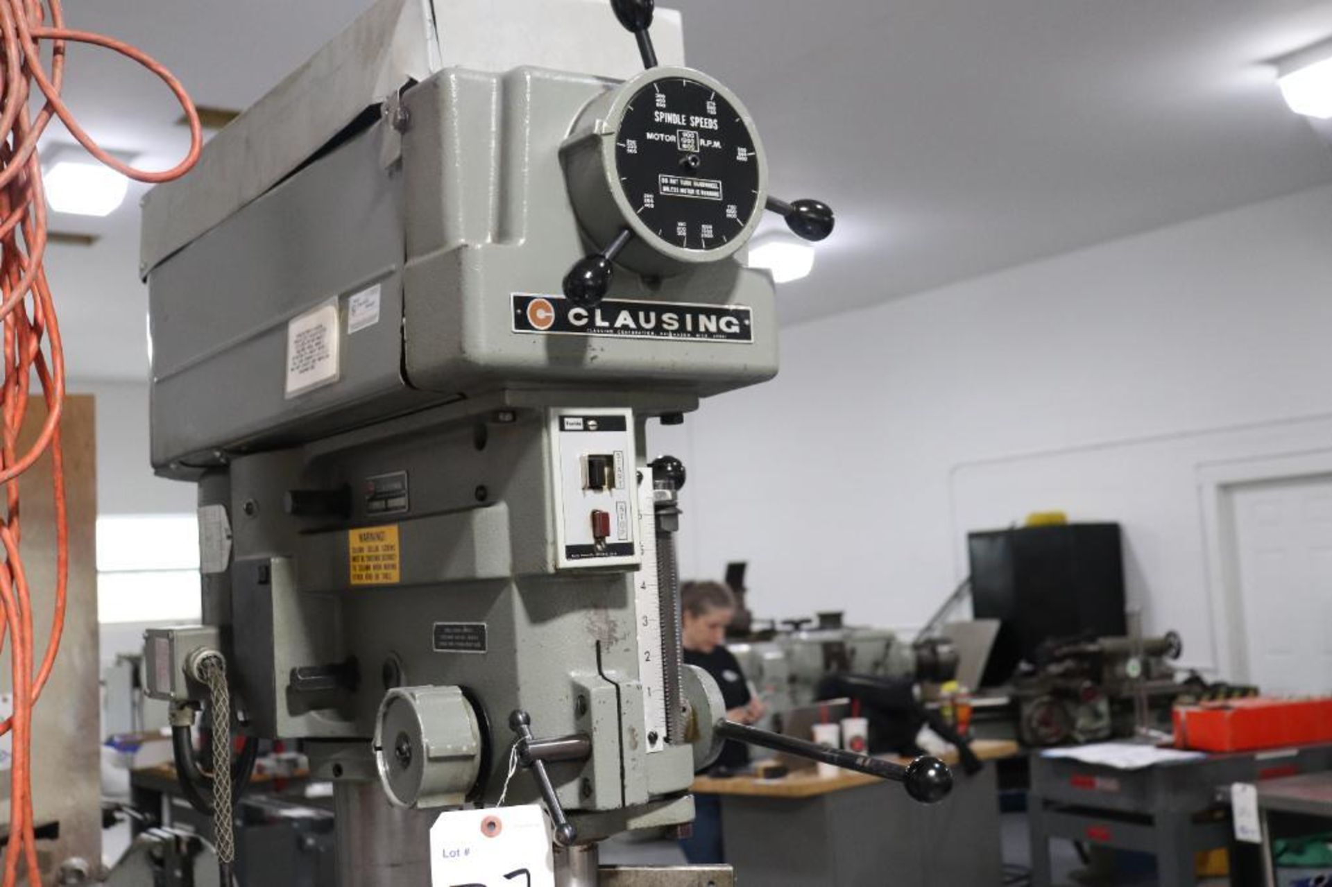 Clausing 2273 20" variable speed drill press - Image 6 of 27