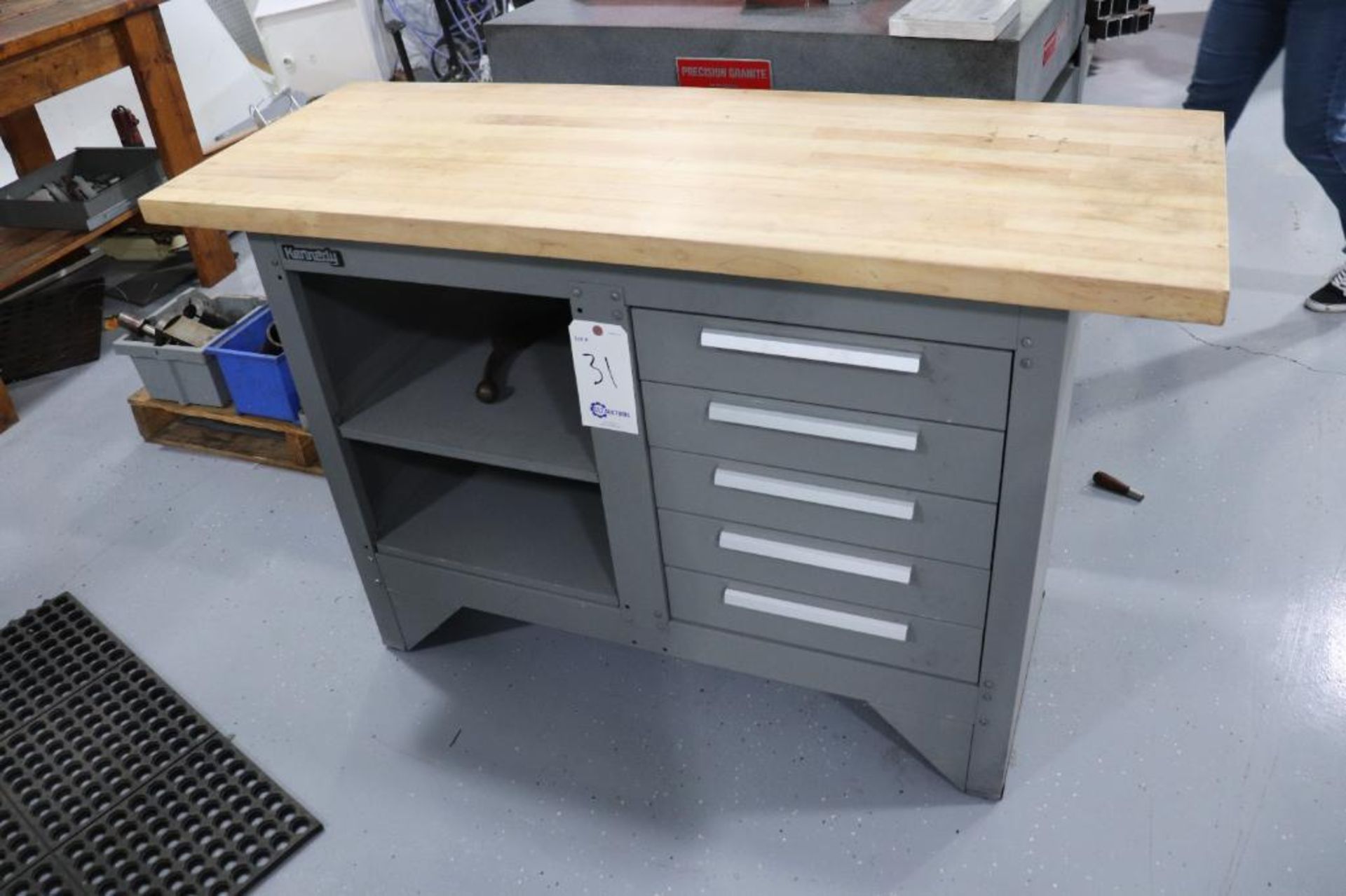 Kennedy work bench - Image 6 of 6