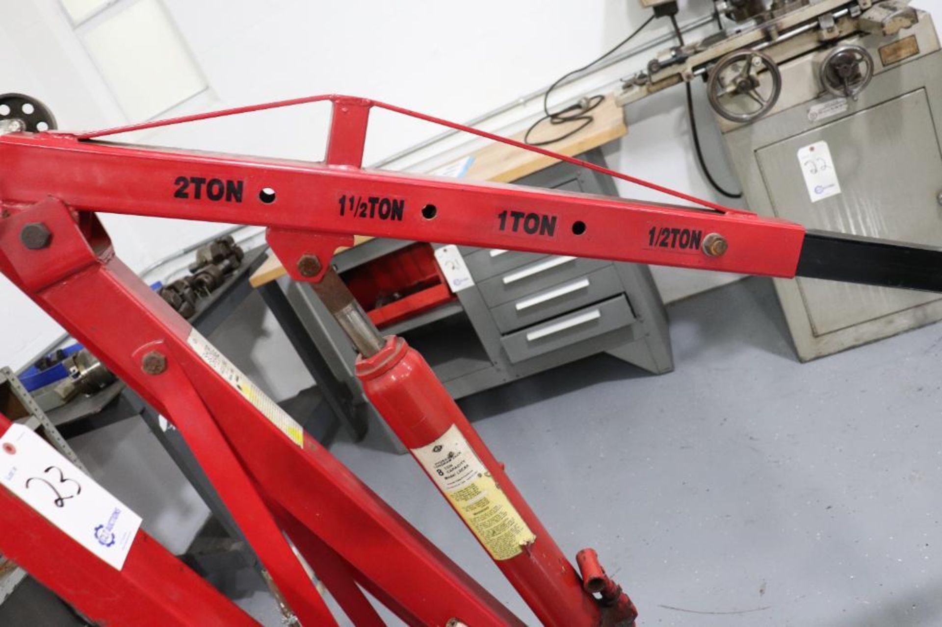 2 Ton folding engine hoist - Image 4 of 5