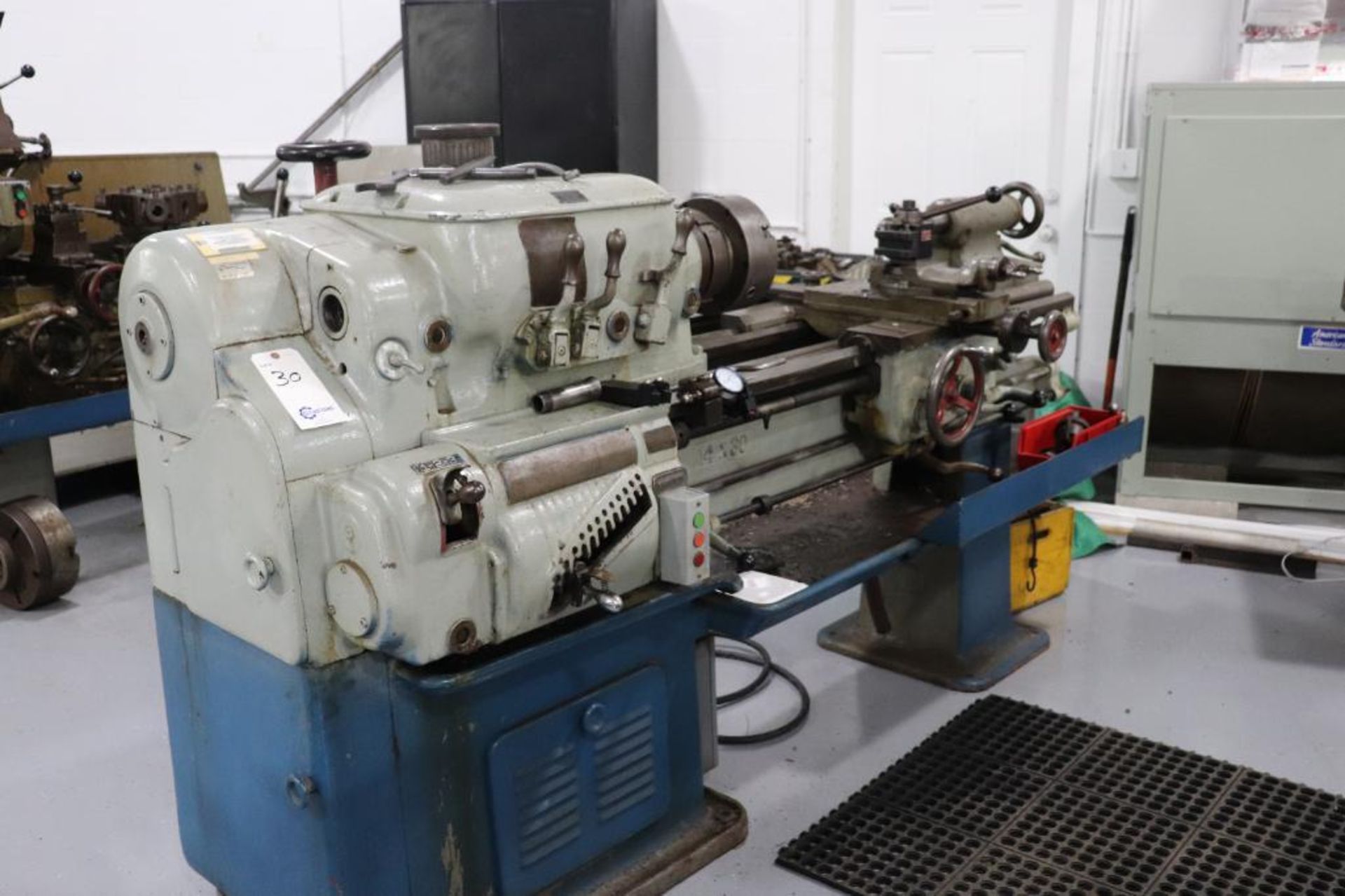 Hendy 14" x 30" geared head tool room lathe