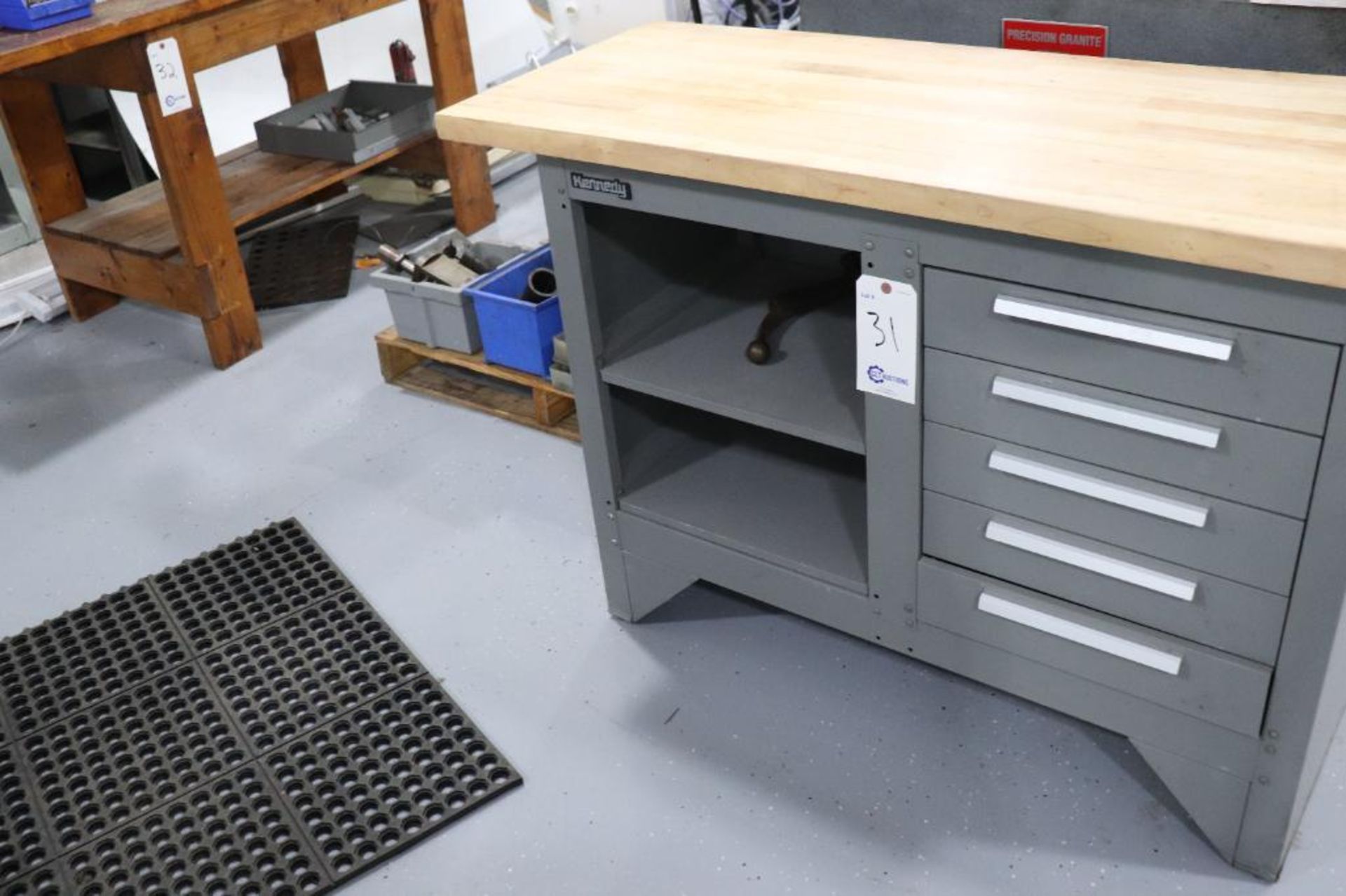 Kennedy work bench - Image 3 of 6