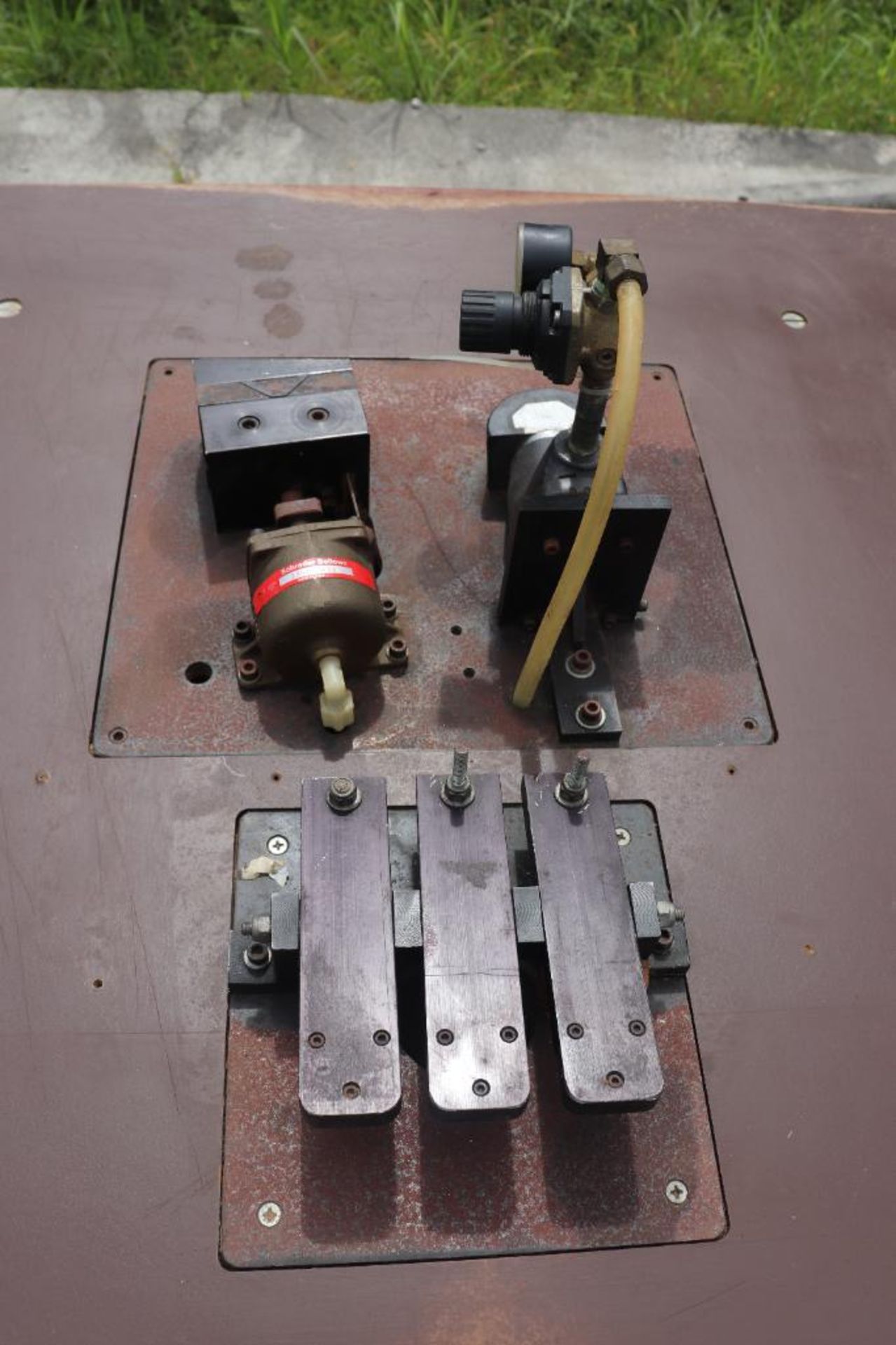 Evans Rotork 1030 EZY-T-Edge Tee Molding Insertion Machine - Image 3 of 6