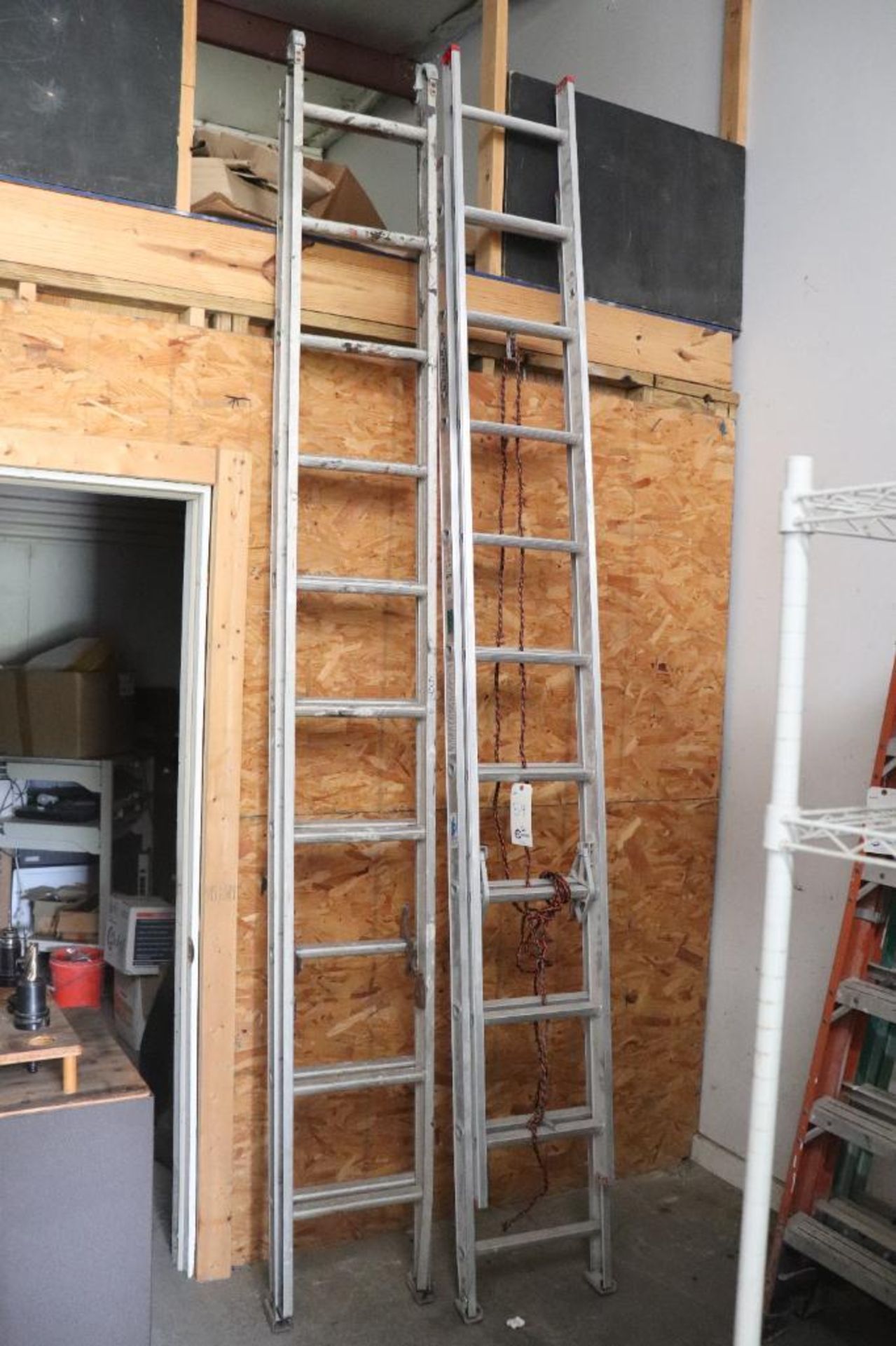 Aluminum ladders