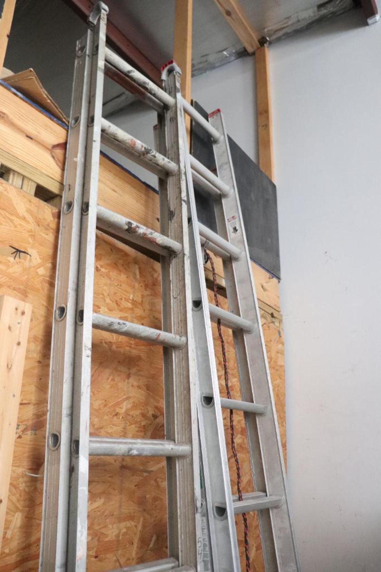 Aluminum ladders - Image 3 of 4