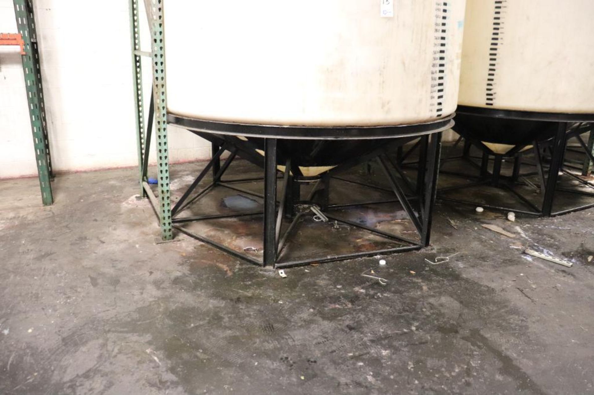 Ace Roto-Mold 3000 gallon Vertical Storage Tank w/ stand - Image 4 of 8