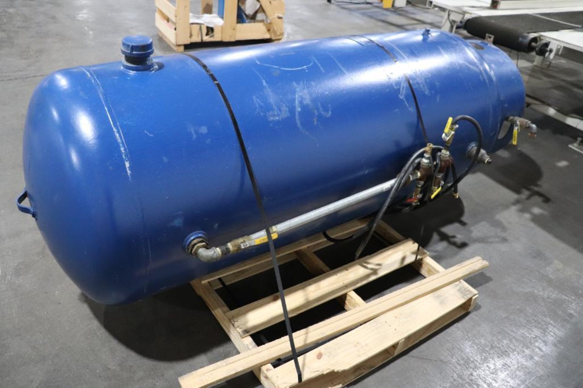 Steel Fab A10054 air storage tank - Image 2 of 4