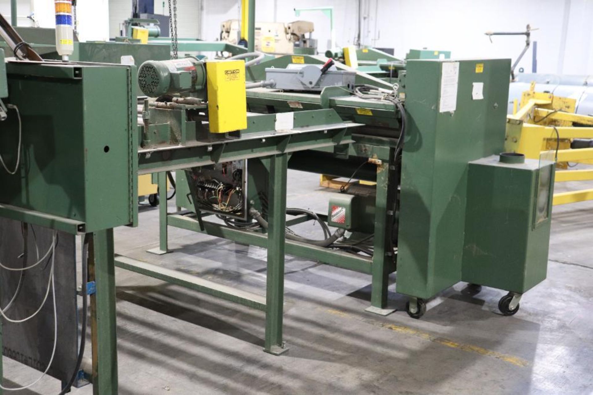 8' Gang Rip Saw w/ conveyors - Image 9 of 16