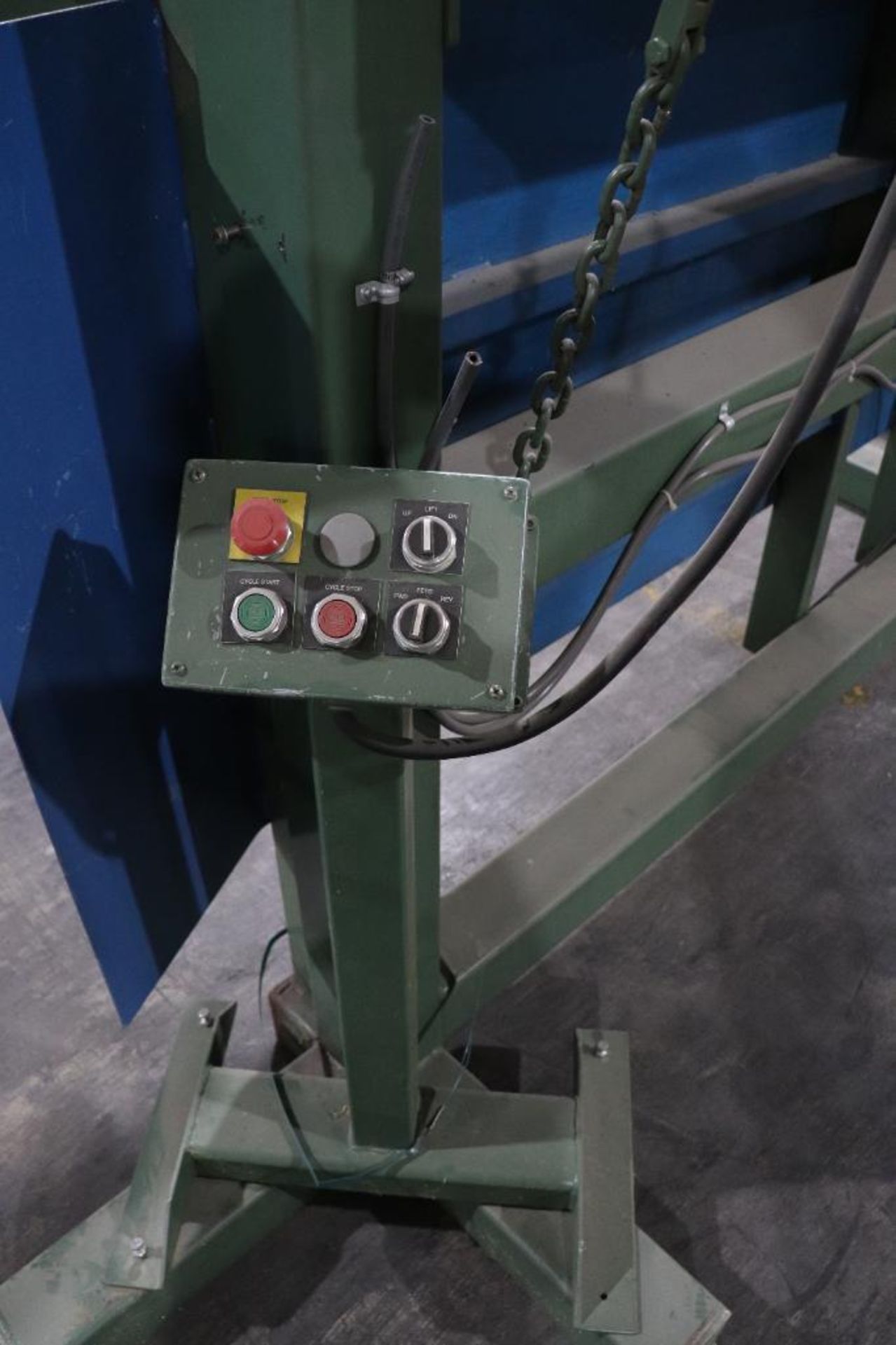 8' Gang Rip Saw w/ conveyors - Image 7 of 16