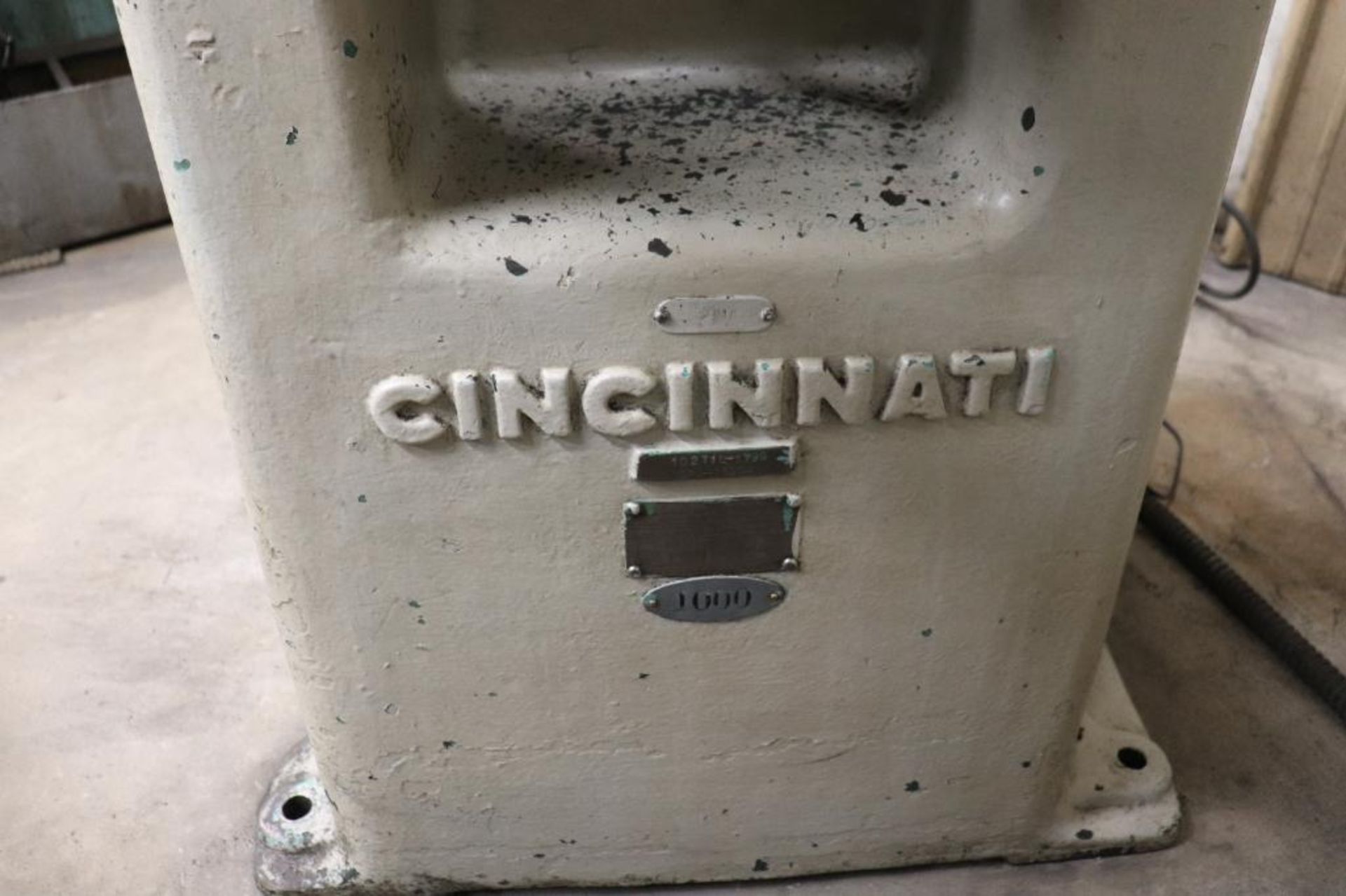 Cincinnati No. 2 Tool & Cutter Grinder - Image 4 of 15