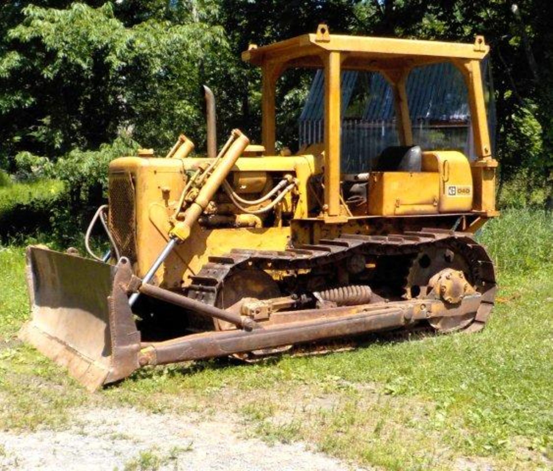 CATERPILLAR D4D DOZER - Image 2 of 2