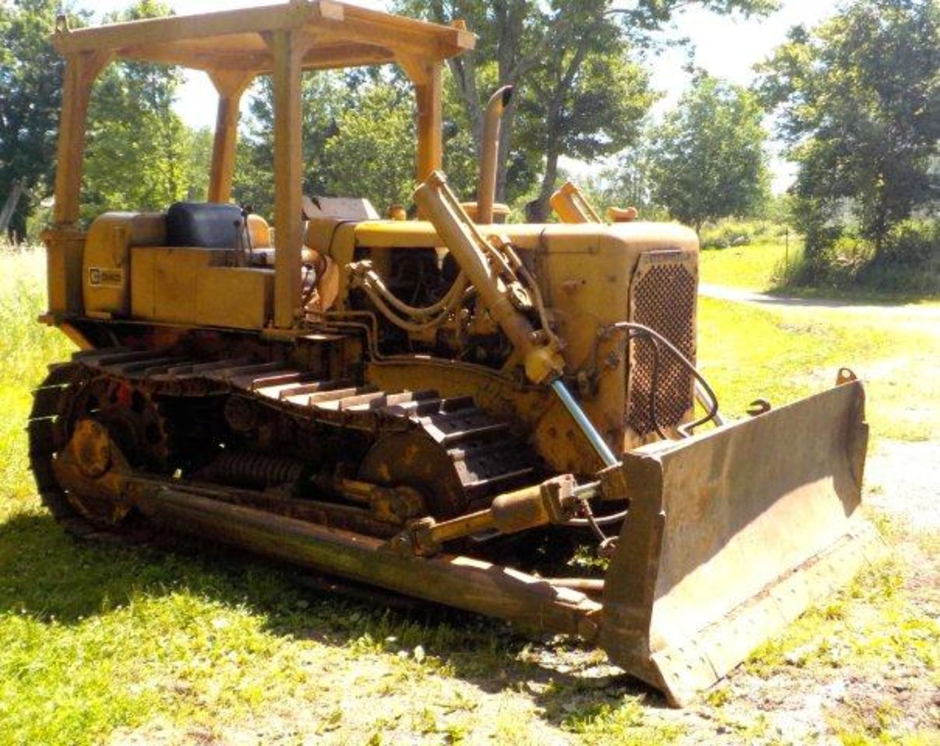 CATERPILLAR D4D DOZER