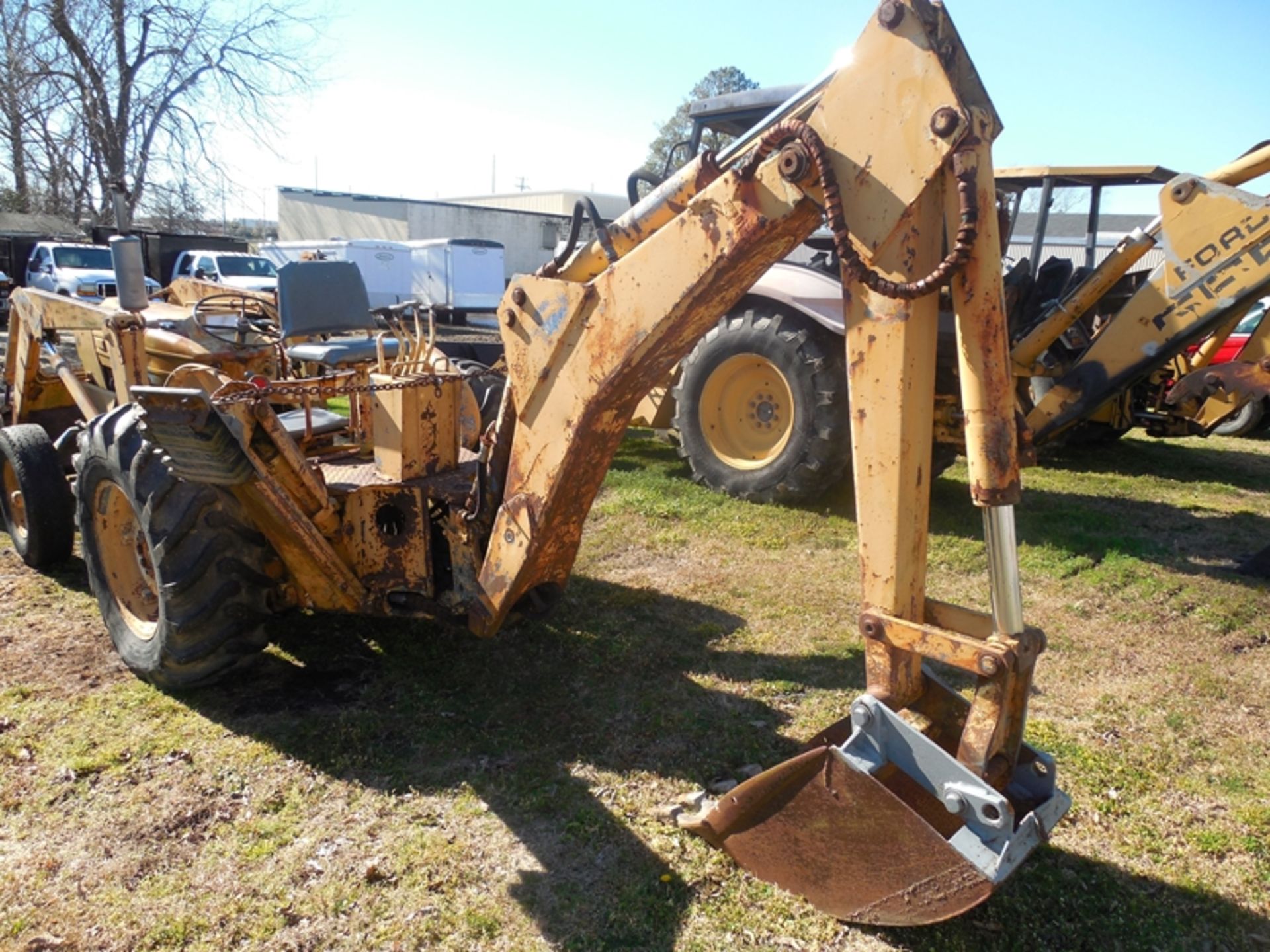 FORD 3500 backhoe/loader - Image 4 of 4