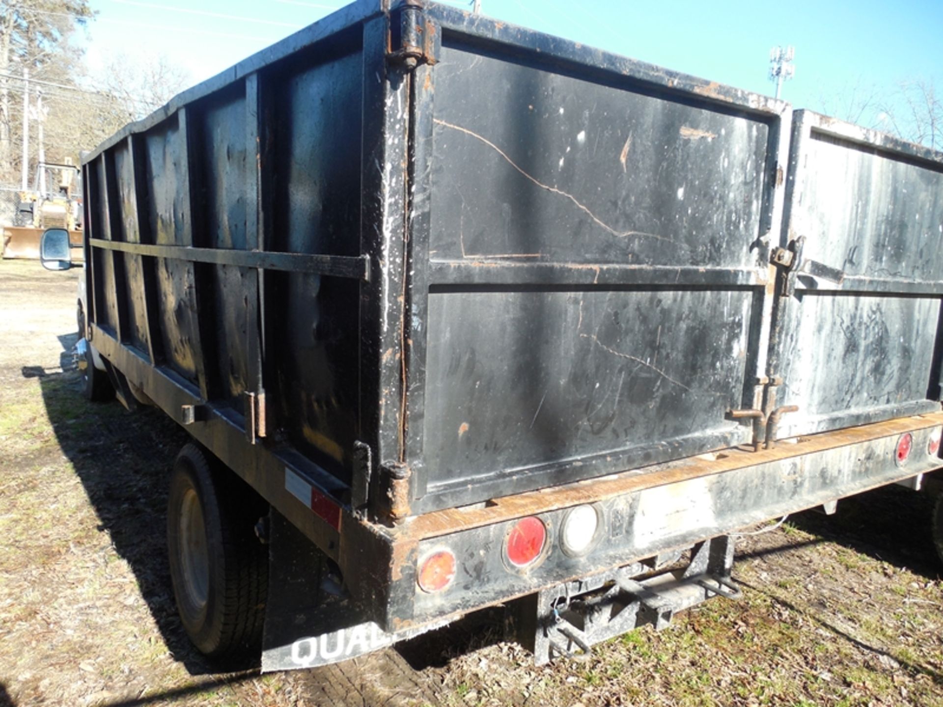 2000 FORD F350 regular cab, flatbed, dump, diesel - 243,002 miles VIN #1FDWF36FXYEA60416 - Image 4 of 5