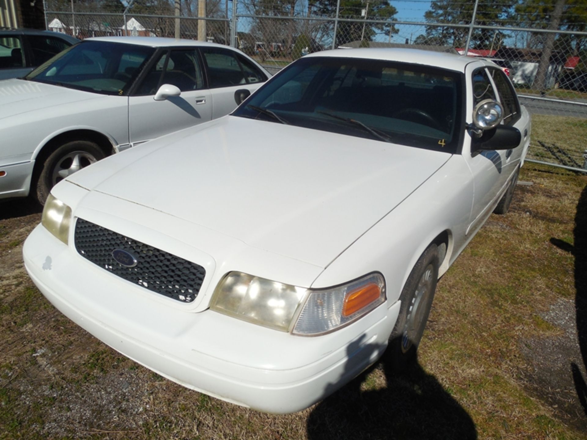 2001 FORD Crown Victoria - 238,181 miles -  #2FAFP71W91X128988