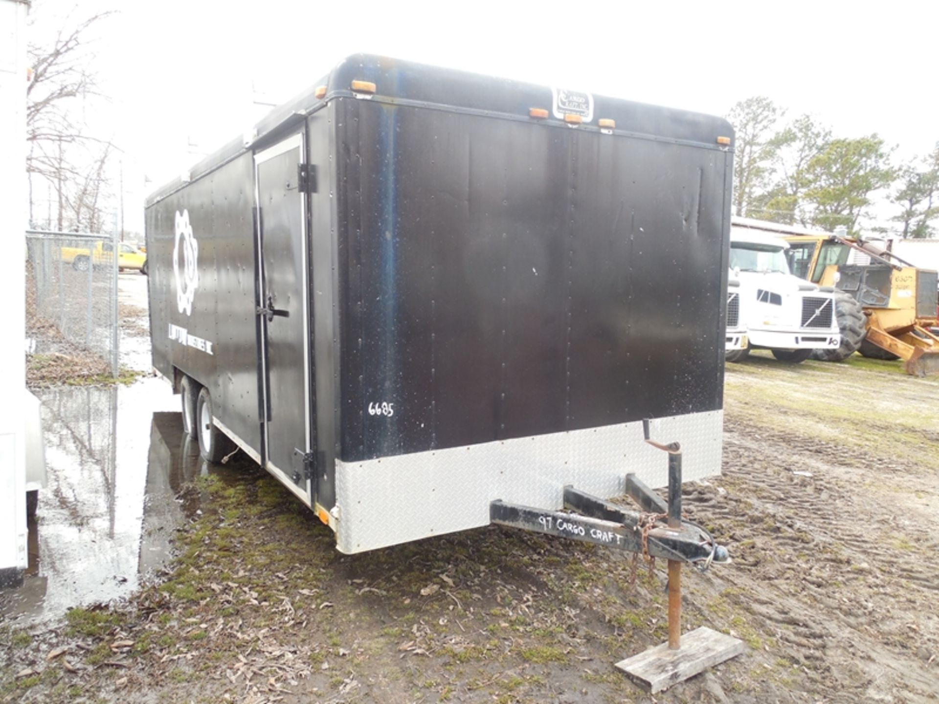 1997 Cargo 24' eclosed trailer NO TITLE