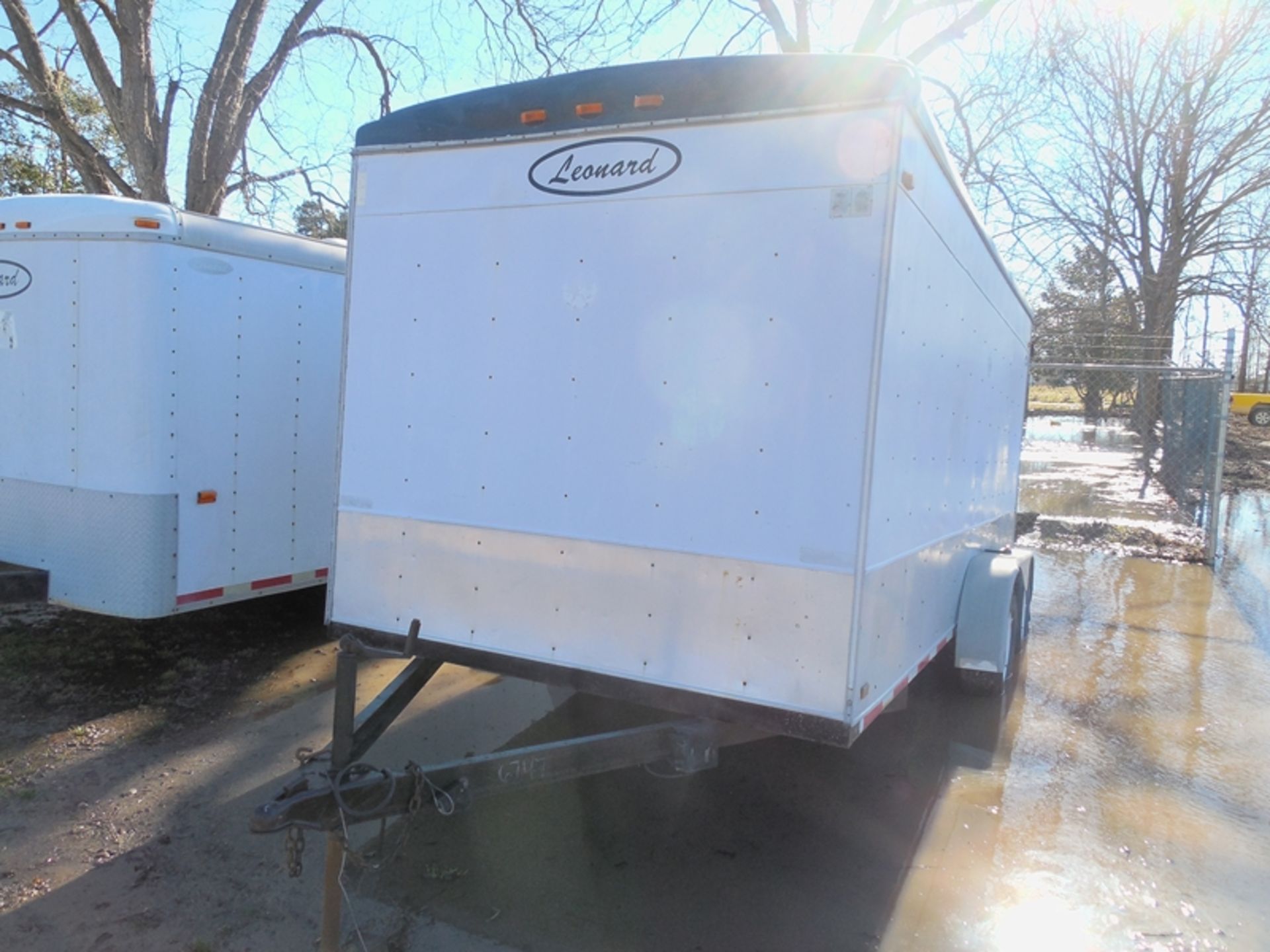 1999 LEONARD 16' enclosed utility trailer extra height