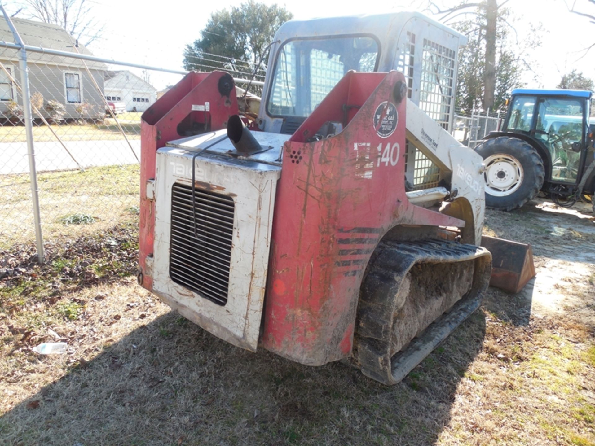 TAKEUCHI TL140 Skid steer SERIAL #214D5197 -  5162 hrs  no windshield, no safety bar - Image 3 of 5