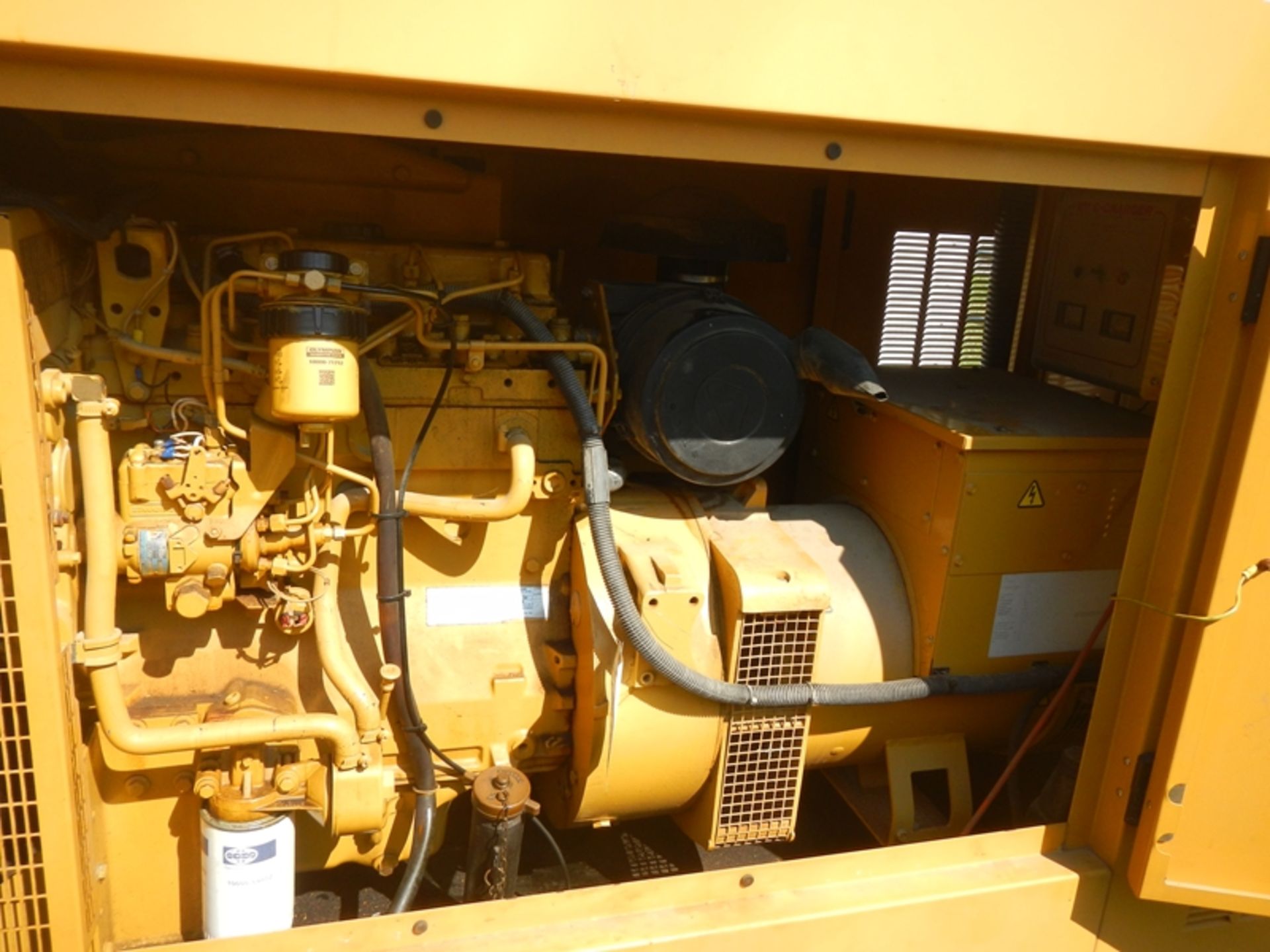 CAT 75P2 70KW diesel generator on trailer  944 hrs emergency stop switch is bad and is removed at - Image 8 of 8