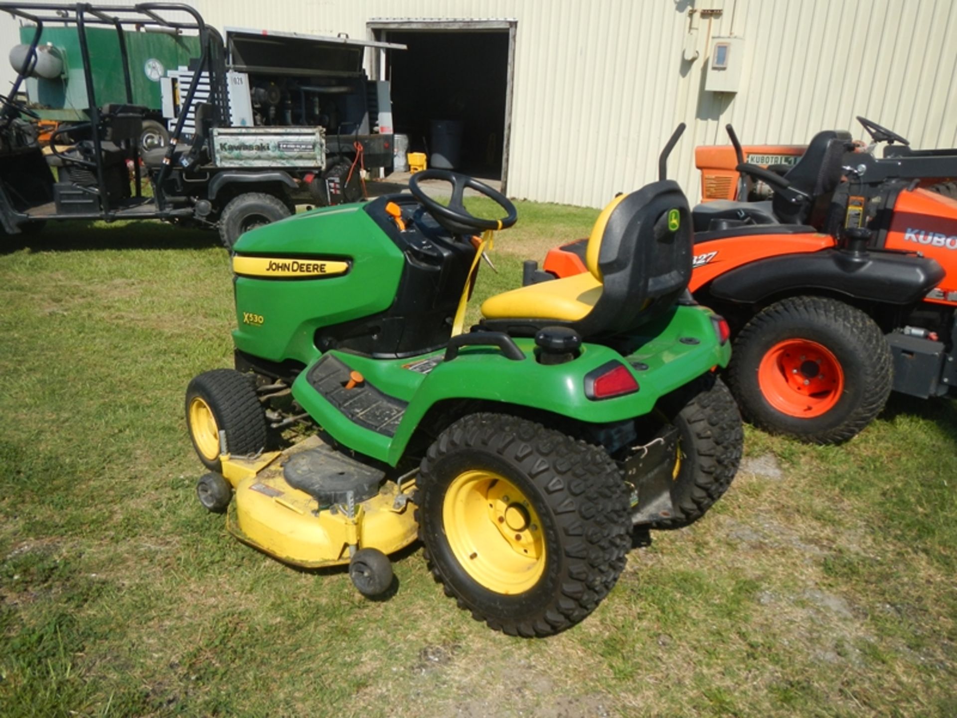 DEERE X530 54" multi-terrain mower 161 hrs power steering - Image 4 of 4