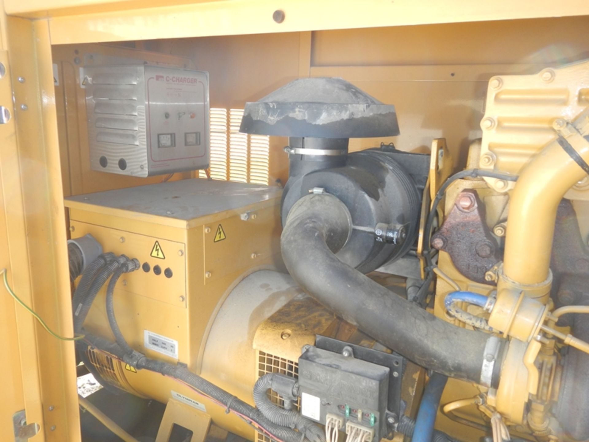 CAT 75P2 70KW diesel generator on trailer  944 hrs emergency stop switch is bad and is removed at - Image 6 of 8