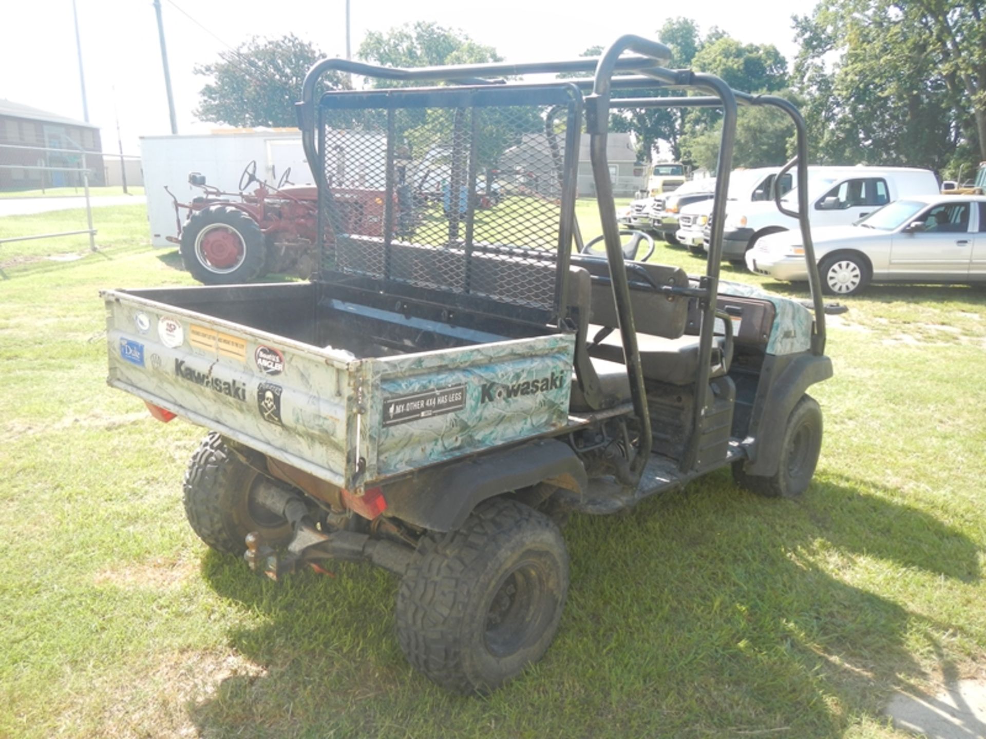 KAWASAKI Mule 3110 2-row seating w/dump body (has cooling system issues water will air lock and - Image 3 of 4