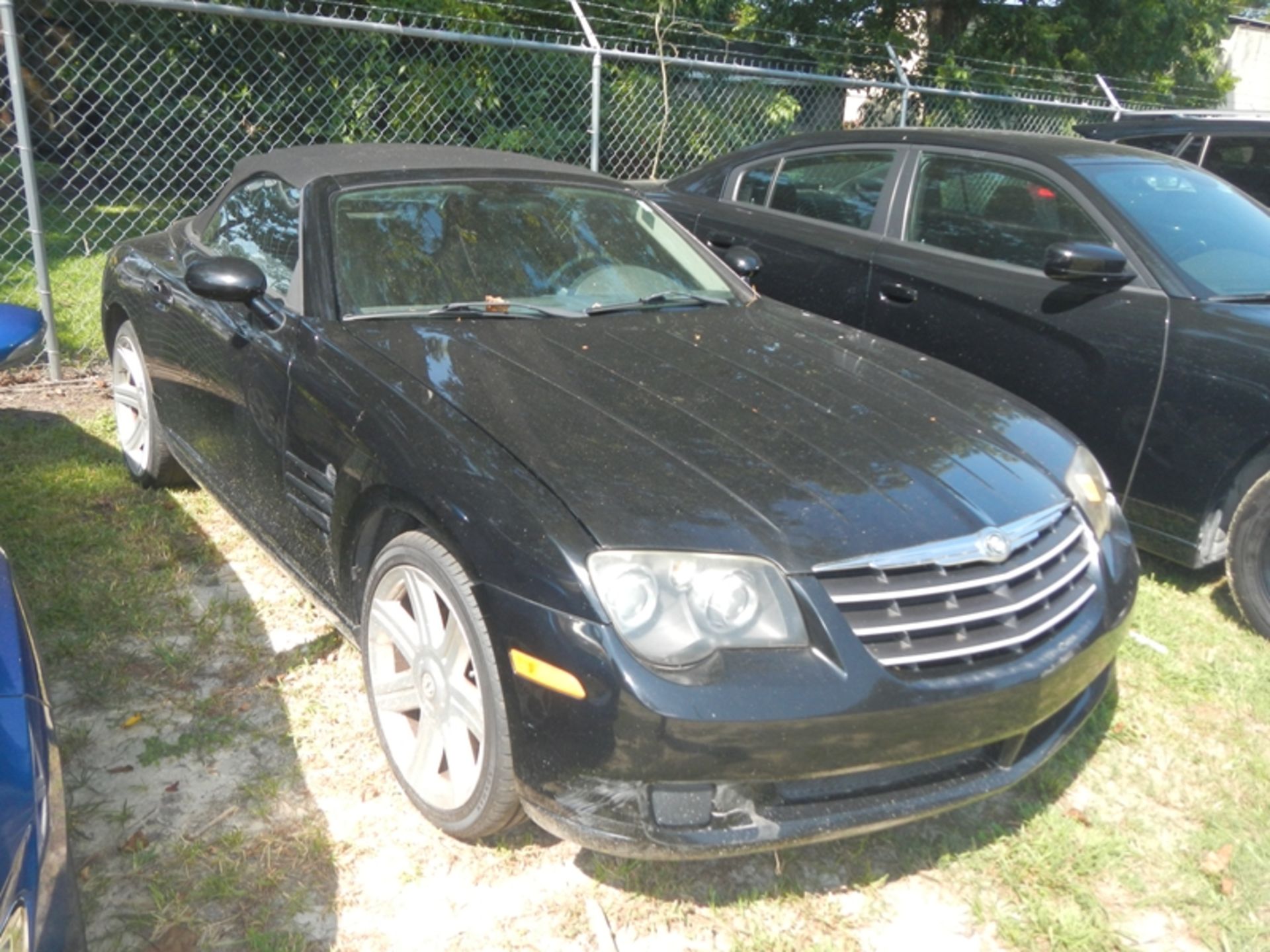 2006 CHRYSLER Crossfire convertible, sport, manual trans, VIN 1C3AN55636X064835 - 205,054 miles - Image 2 of 5